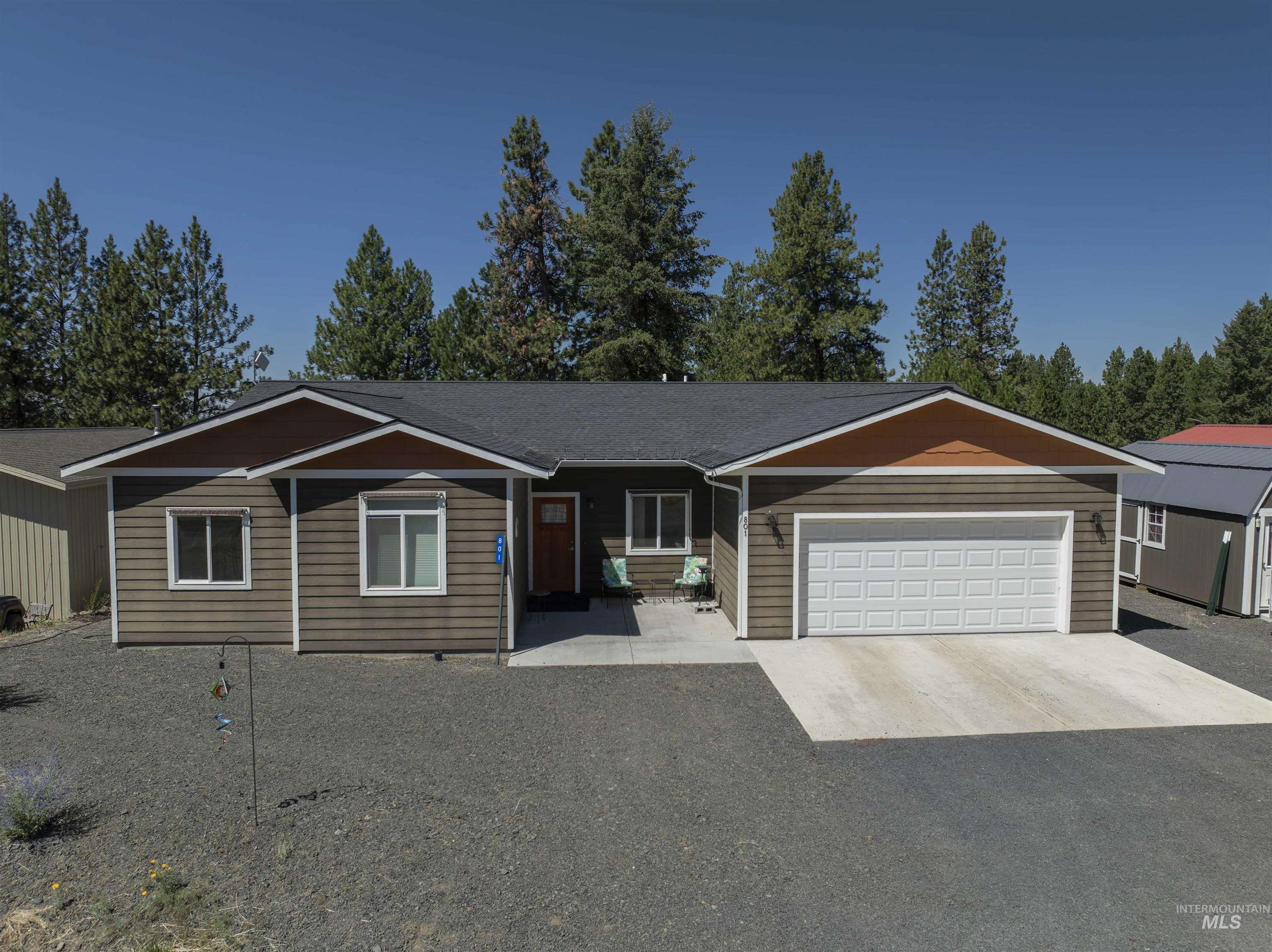 801 Washington Property Photo 1