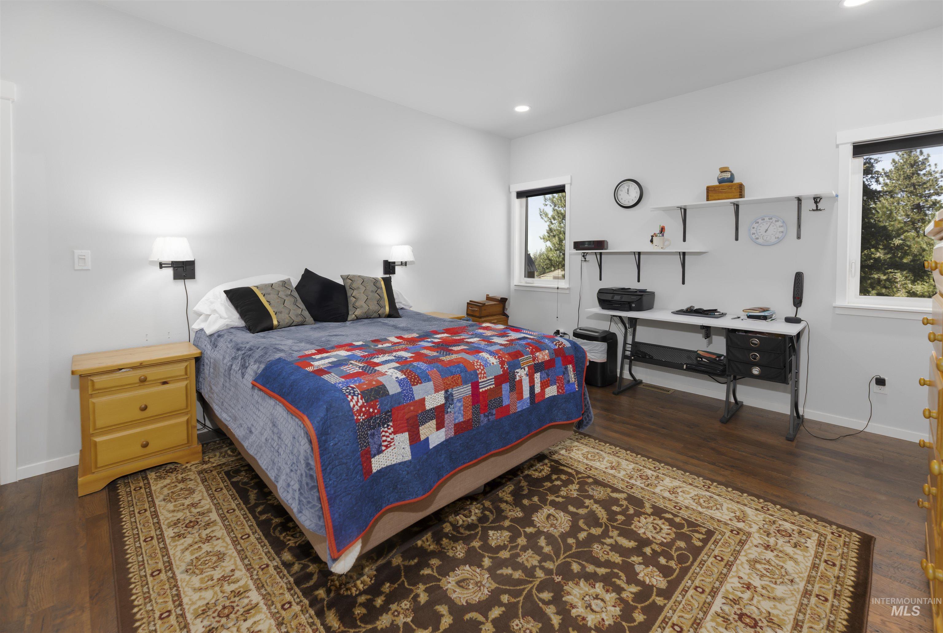801 Washington Property Photo 15