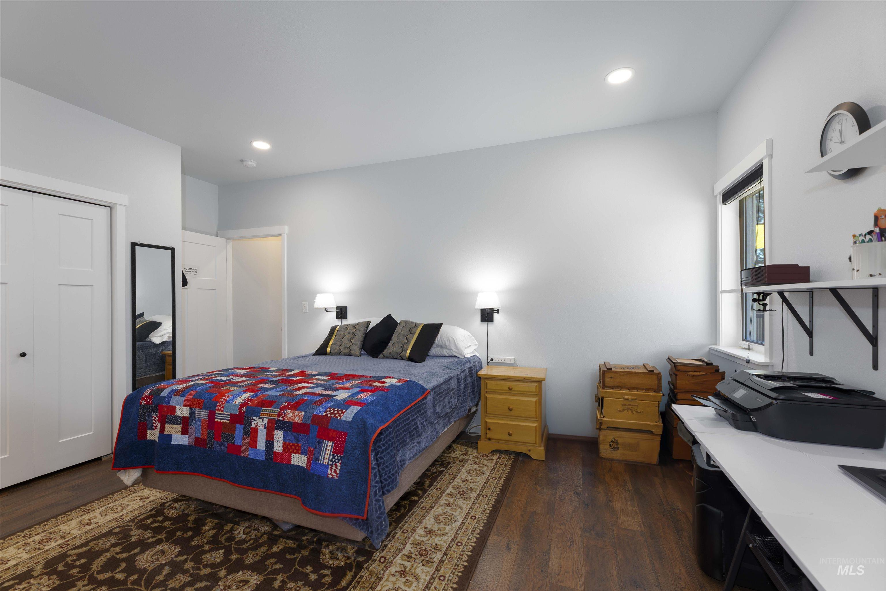 801 Washington Property Photo 16