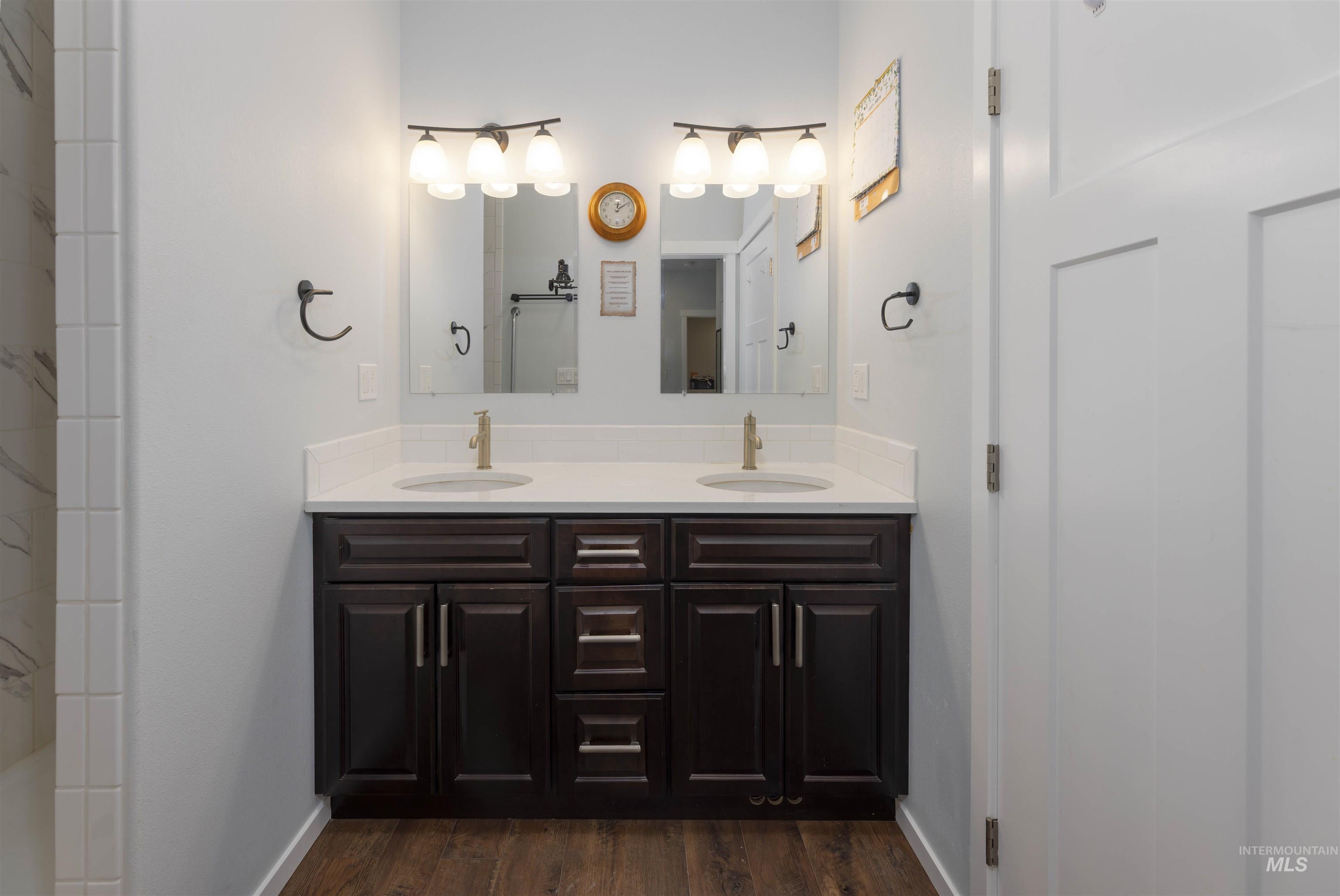 801 Washington Property Photo 19