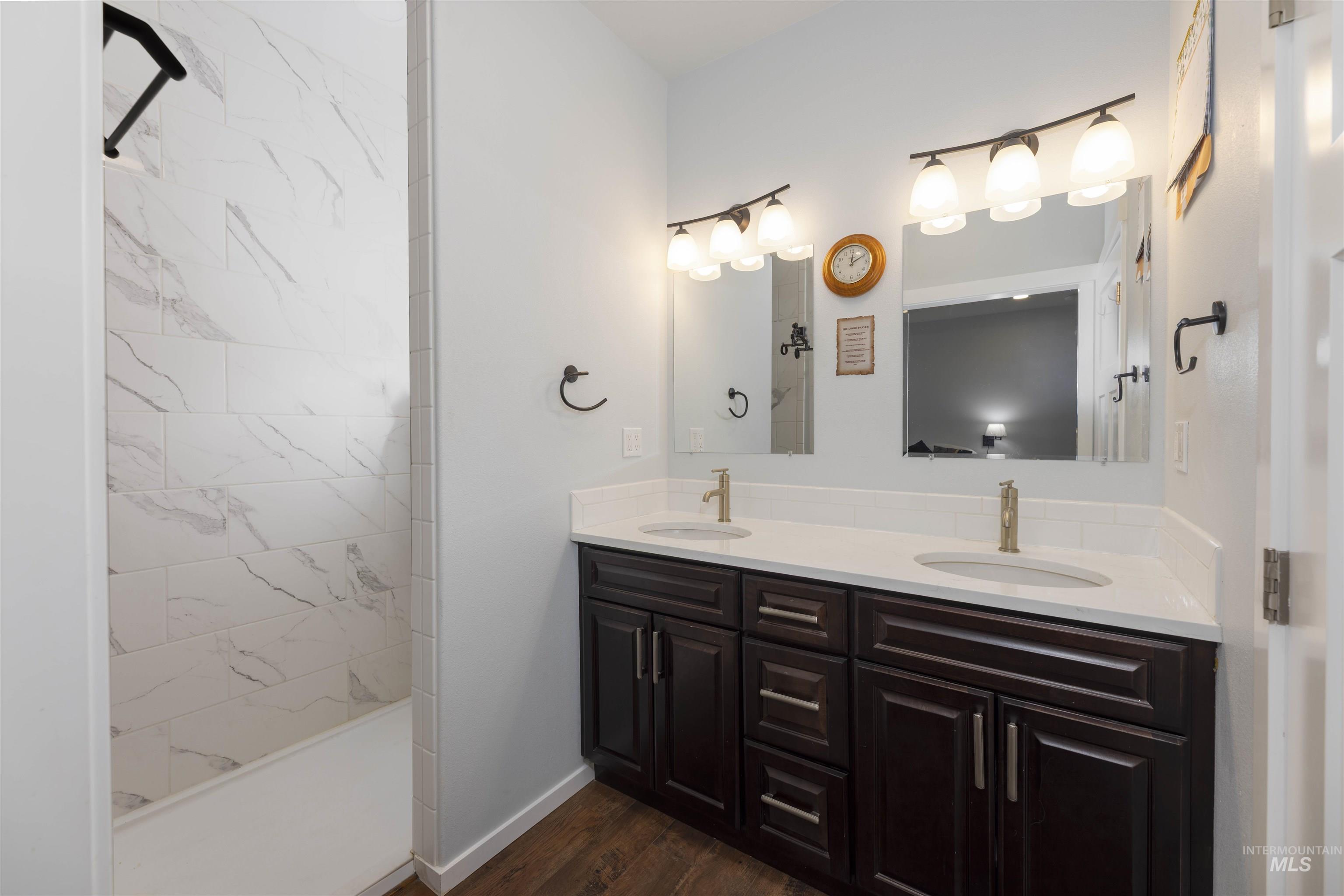 801 Washington Property Photo 20