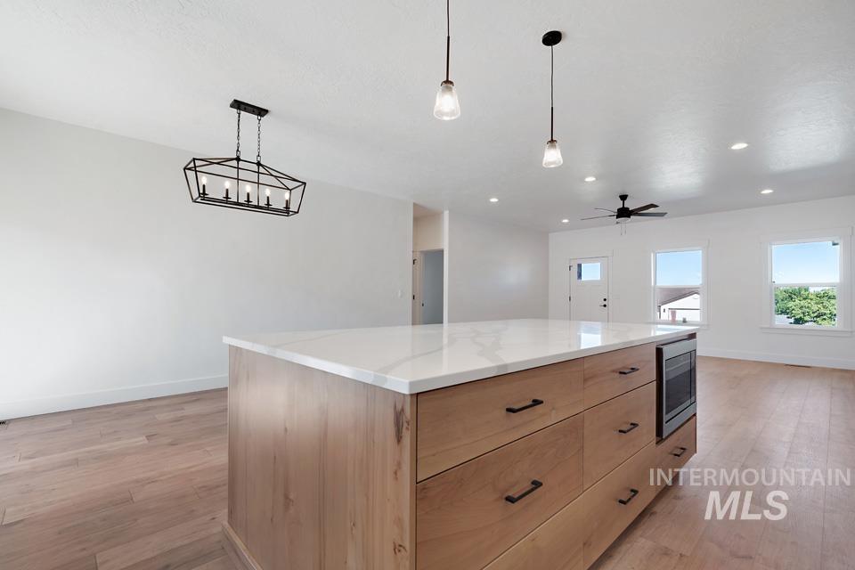 881 S Iowa Property Photo 13