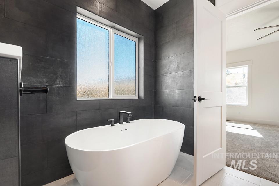 881 S Iowa Property Photo 38