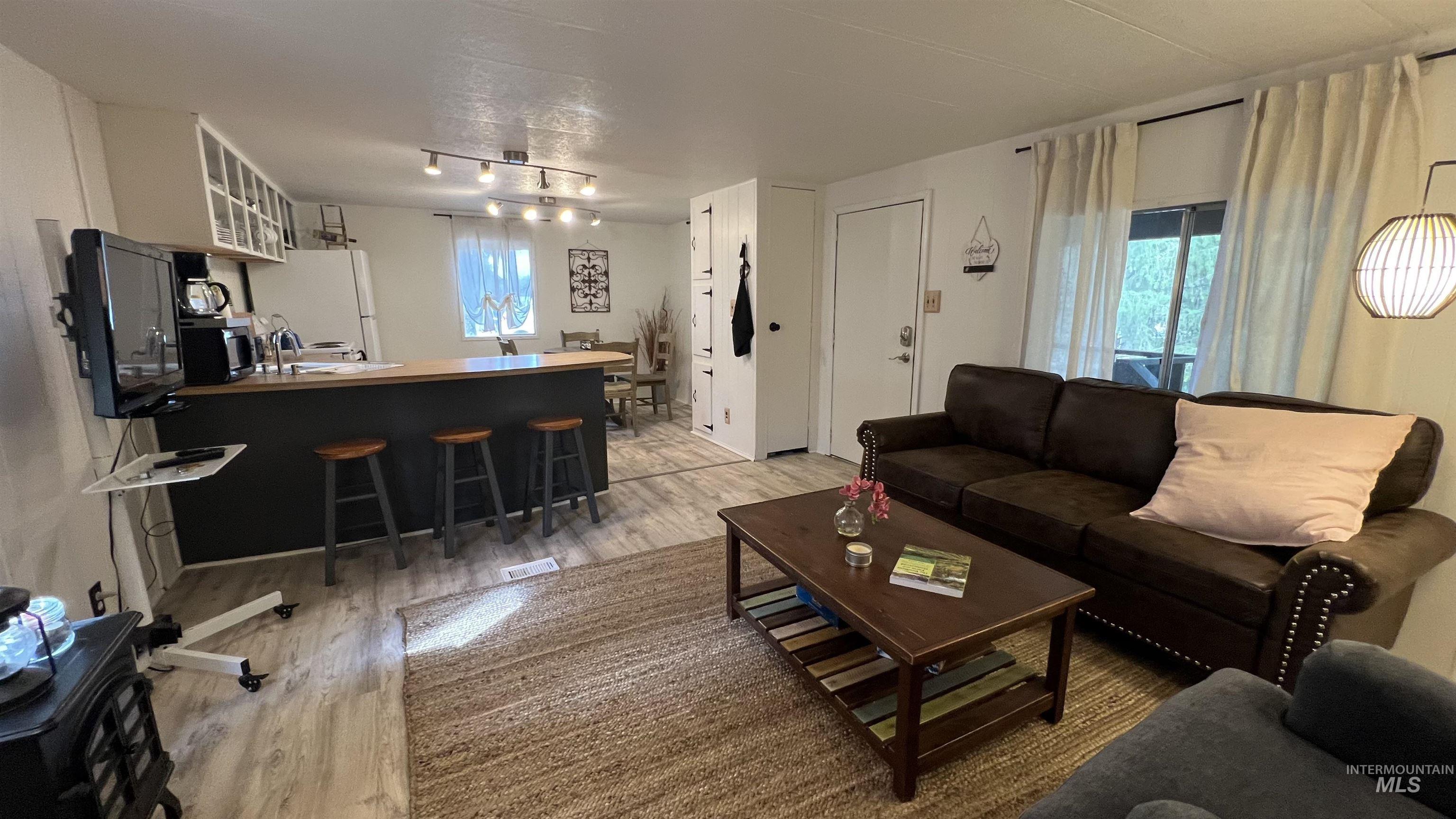 227 Holiday Dr Property Photo 14