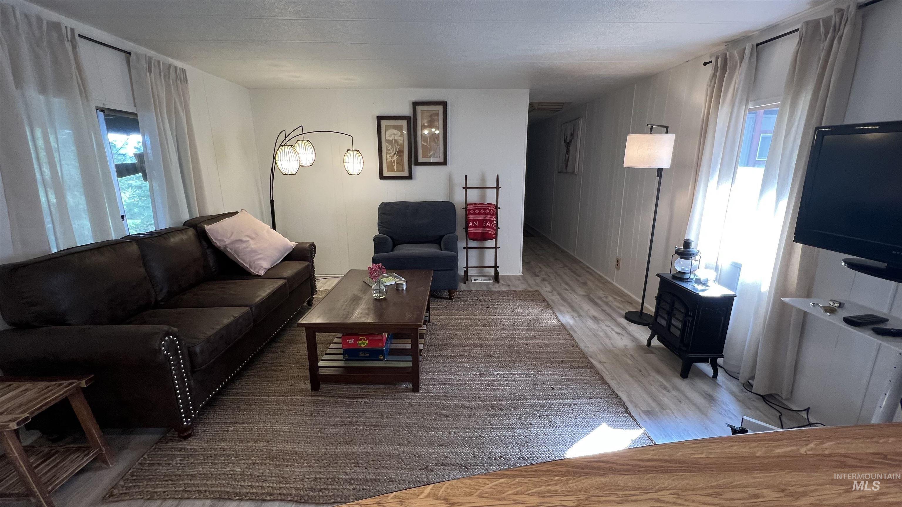 227 Holiday Dr Property Photo 16