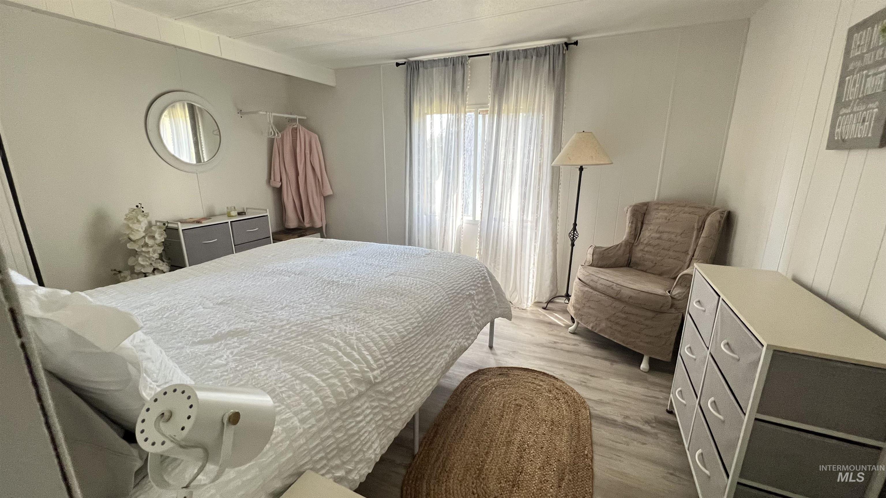 227 Holiday Dr Property Photo 19