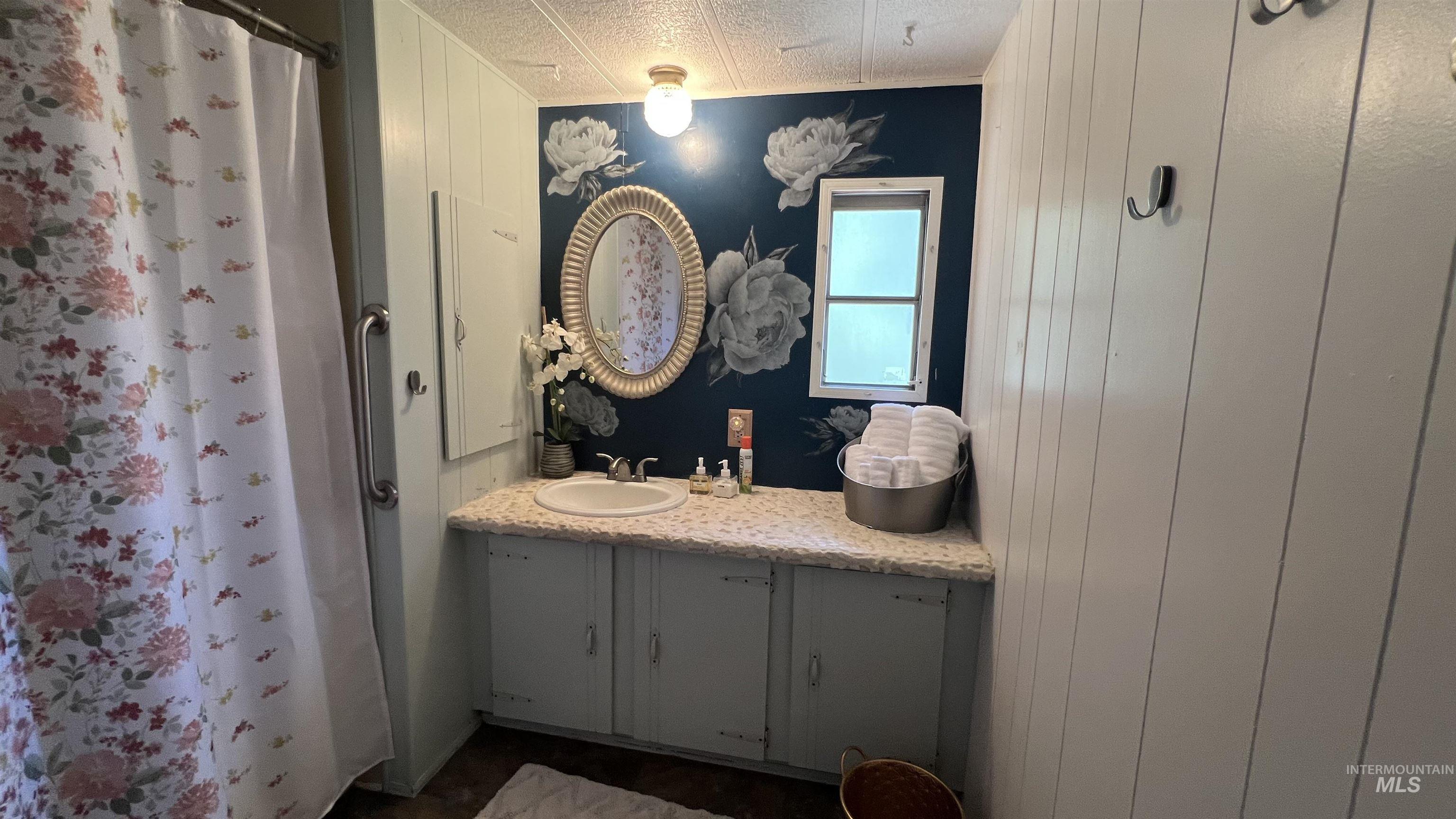 227 Holiday Dr Property Photo 22