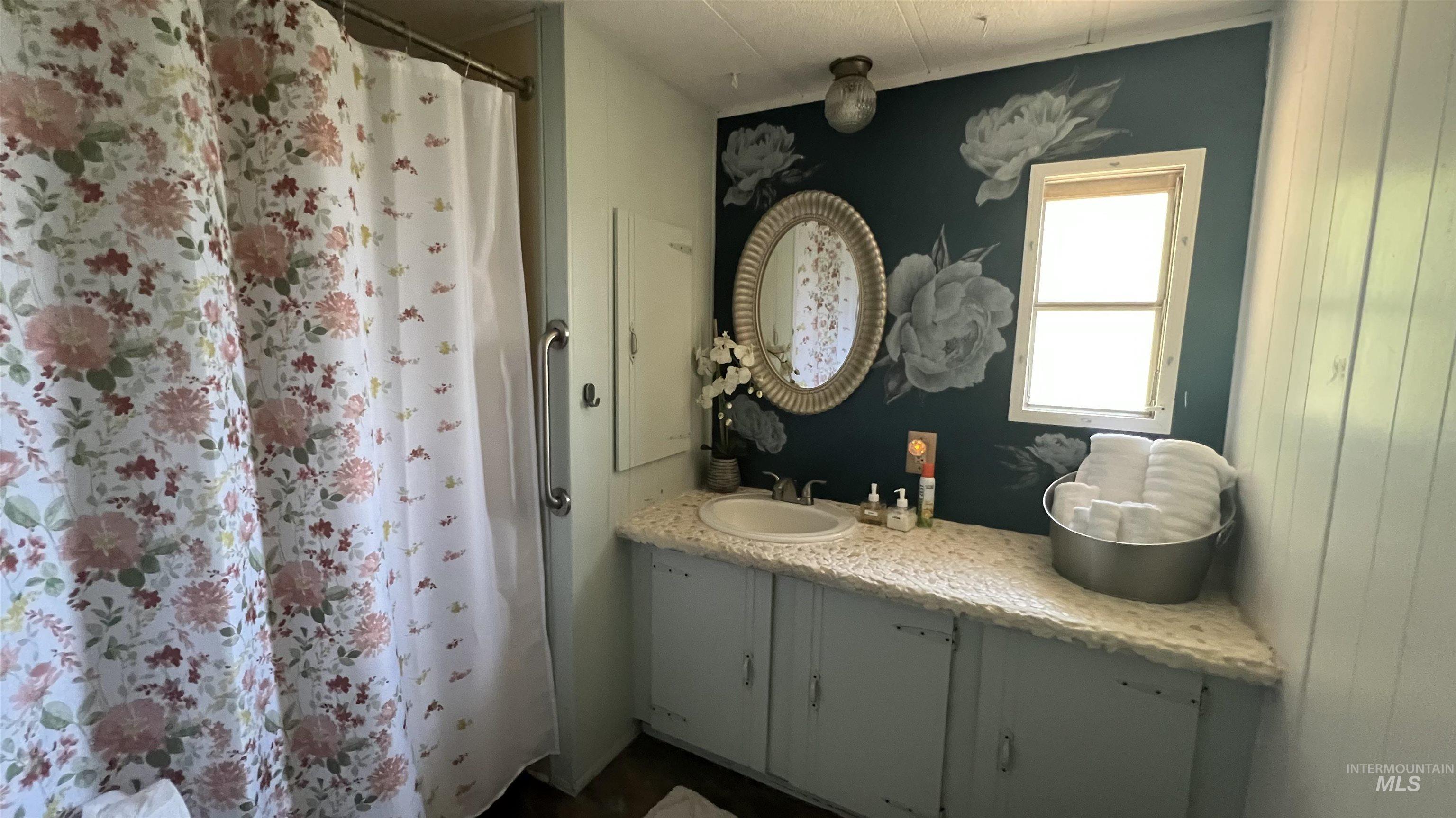 227 Holiday Dr Property Photo 23