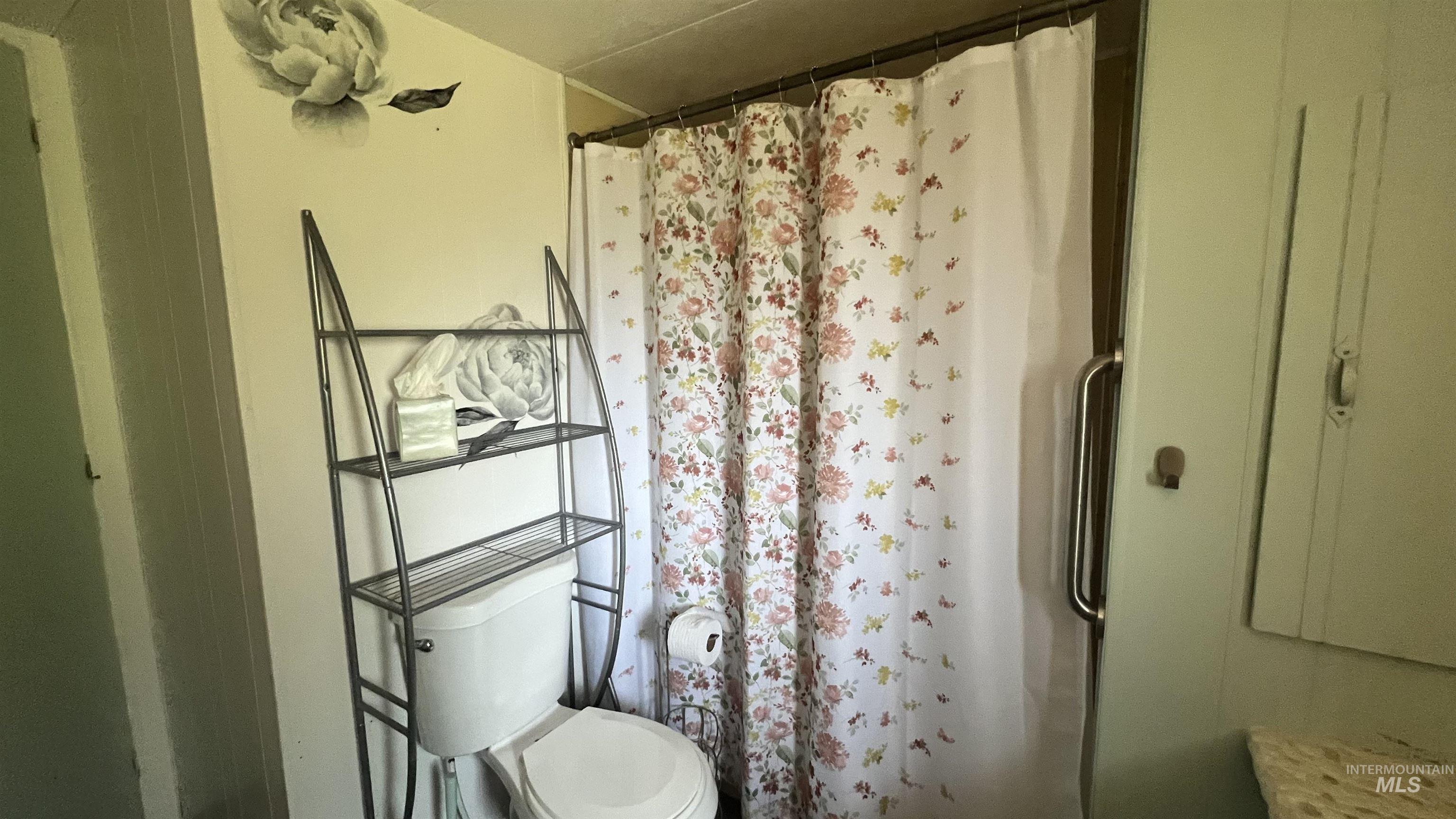 227 Holiday Dr Property Photo 25