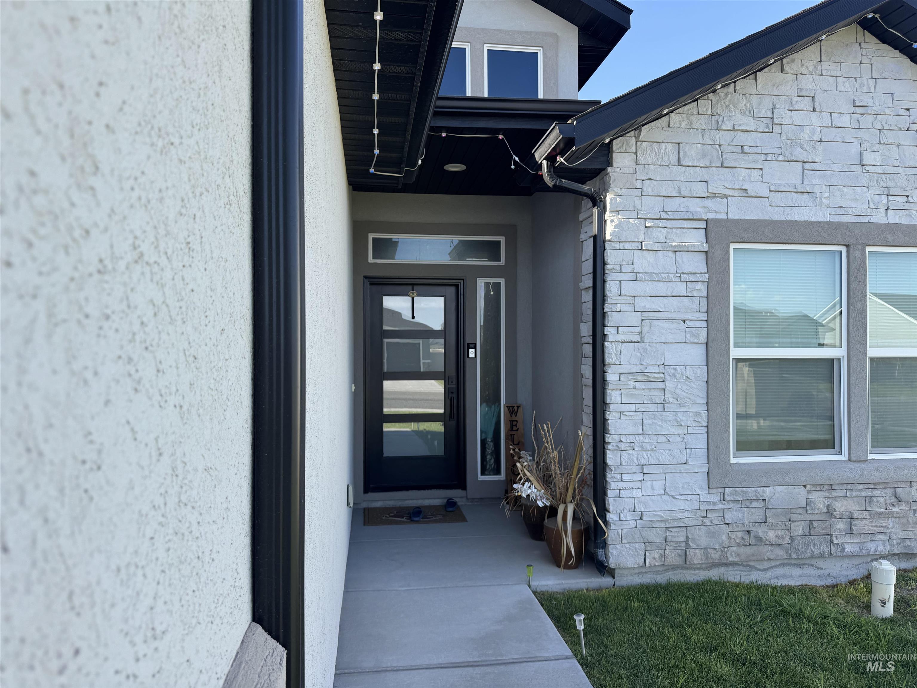 850 Broadmoor Avenue Property Photo 5