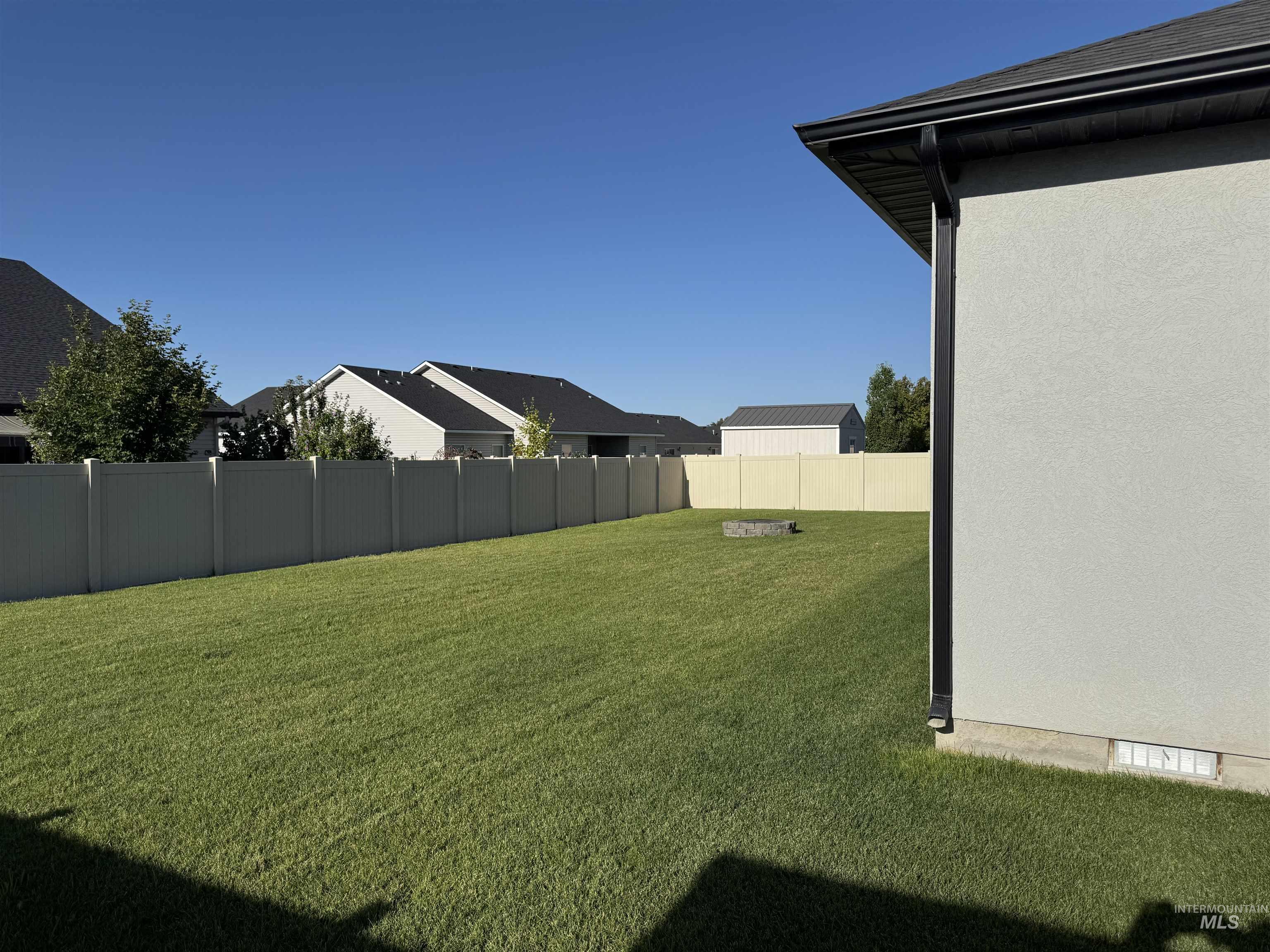 850 Broadmoor Avenue Property Photo 32