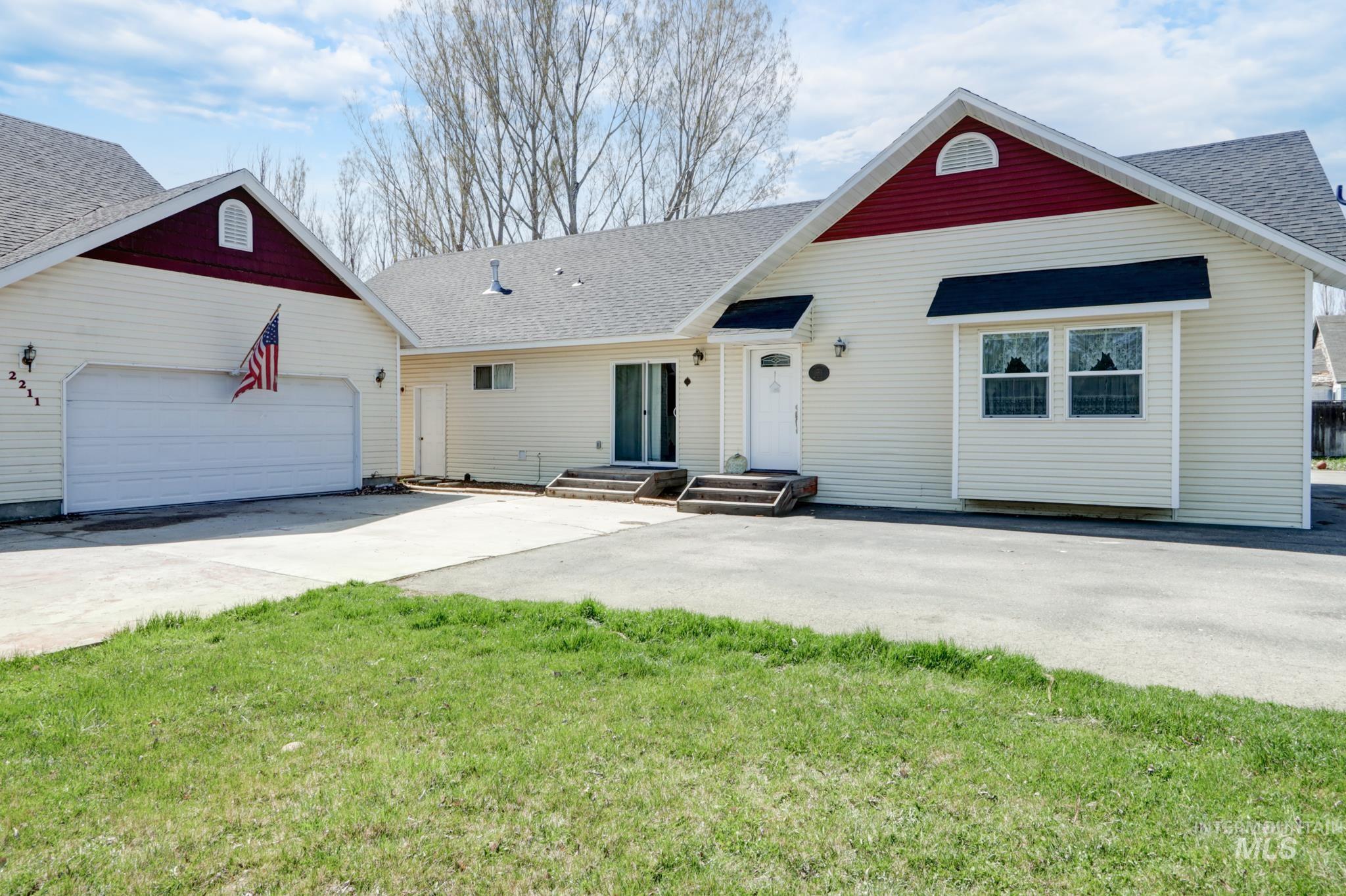 2211 Waterwheel Property Photo 5