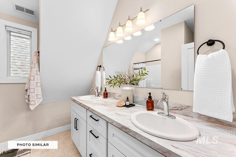 1428 S Euclid Ave Property Photo 12