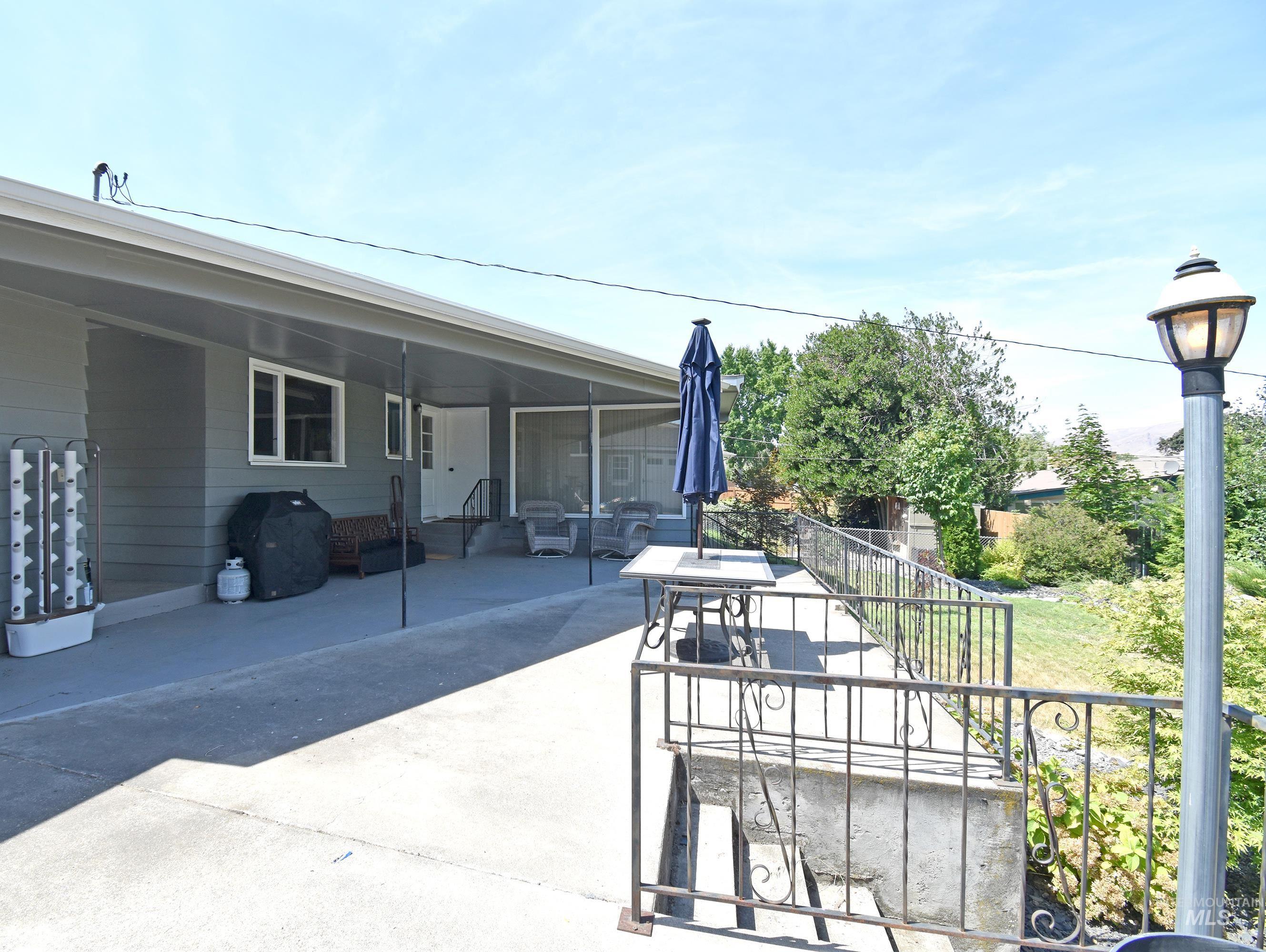 2209 Sunset Drive Property Photo 34