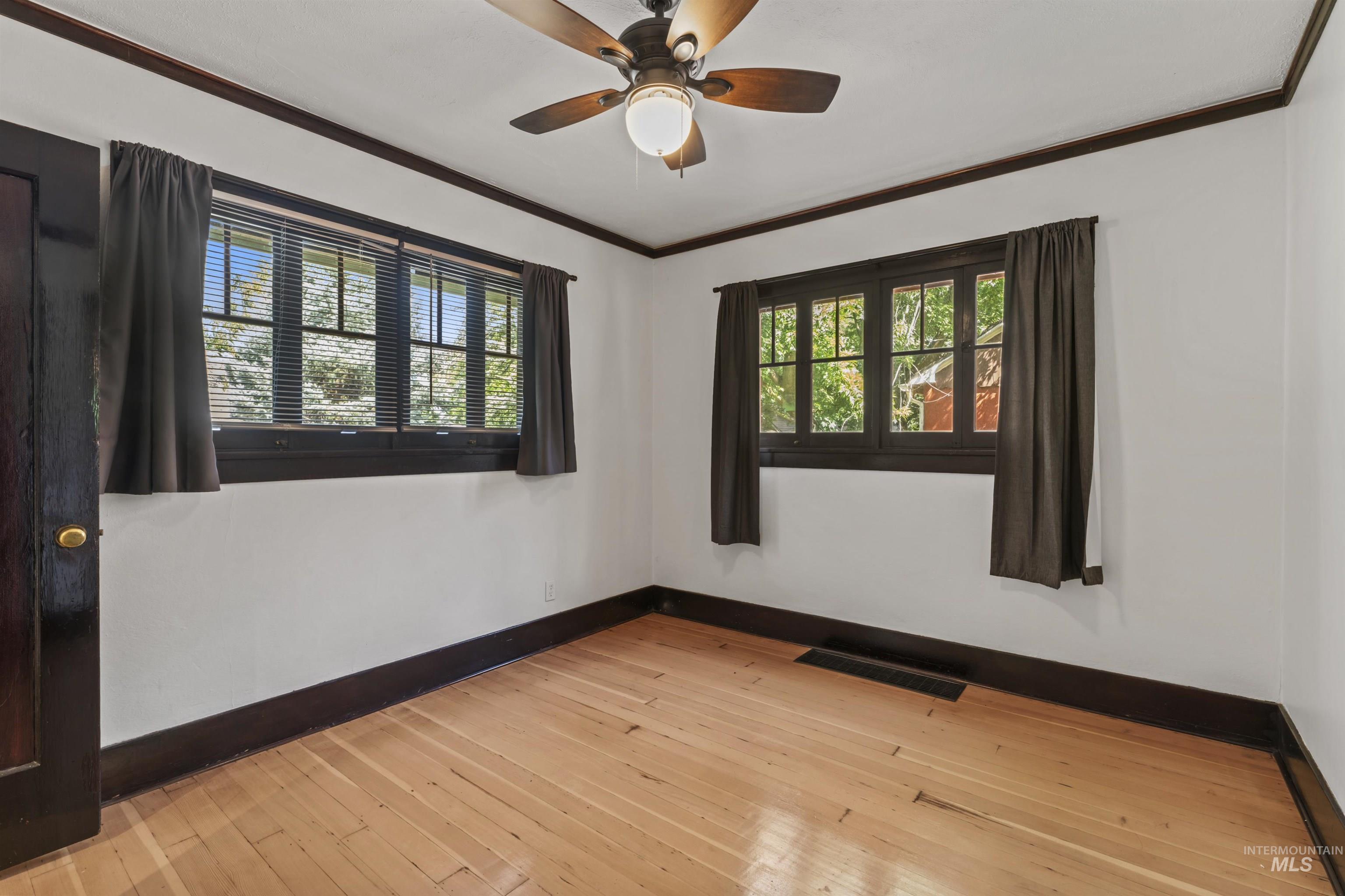 2015 & 2015 1/2 N 19th Property Photo 16