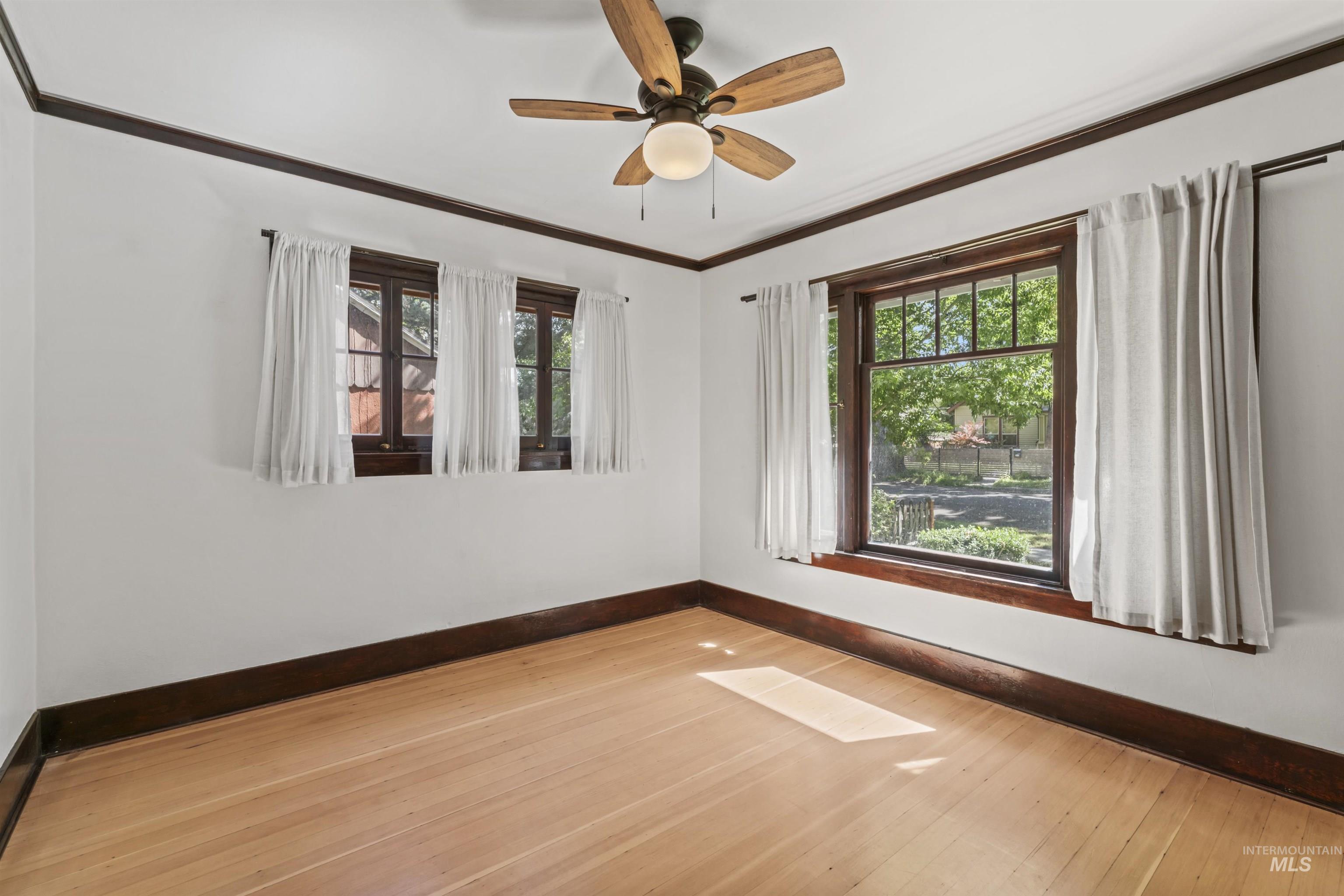 2015 & 2015 1/2 N 19th Property Photo 22