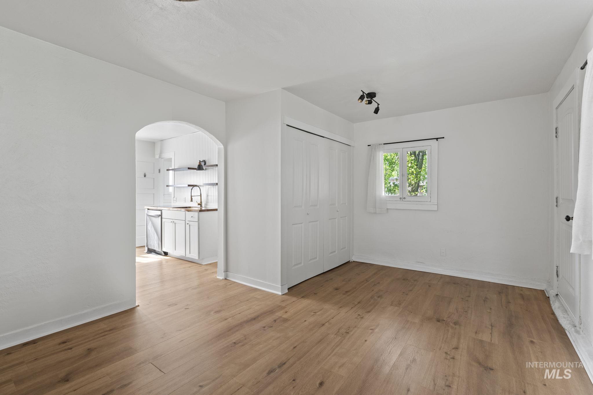 2015 & 2015 1/2 N 19th Property Photo 46