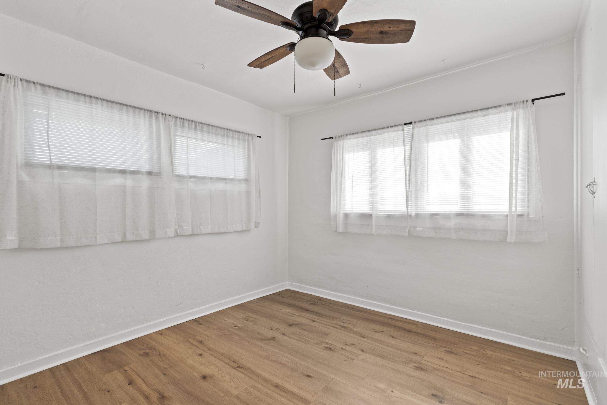 2015 & 2015 1/2 N 19th Property Photo 47