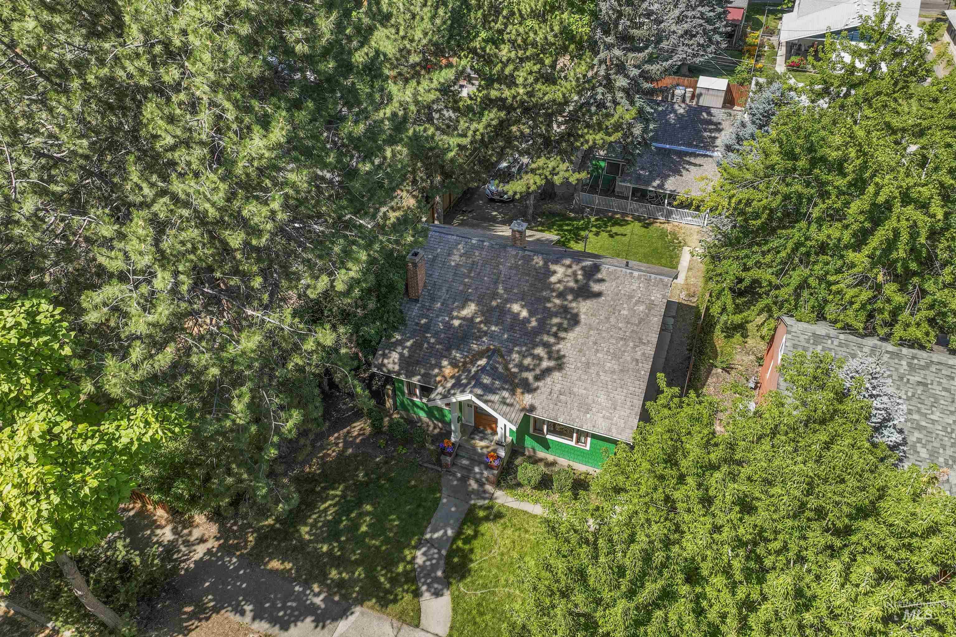 2015 & 2015 1/2 N 19th Property Photo 49
