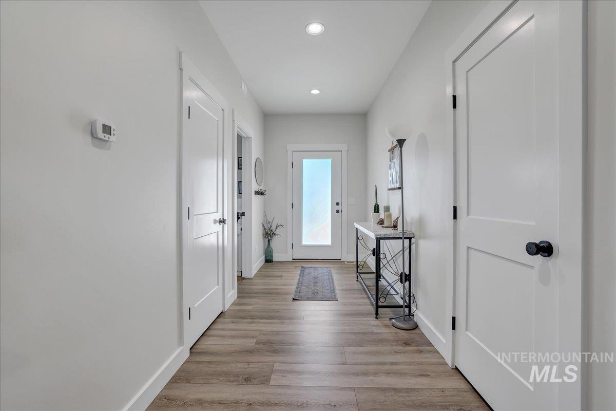 787 Heidi Terrace Property Photo 4