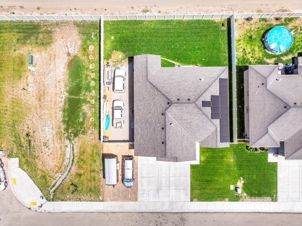 787 Heidi Terrace Property Photo 37