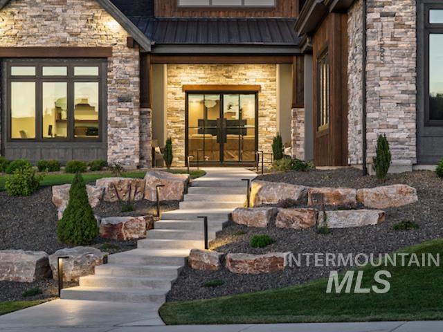 3204 N Harvest Moon Way Property Photo 2