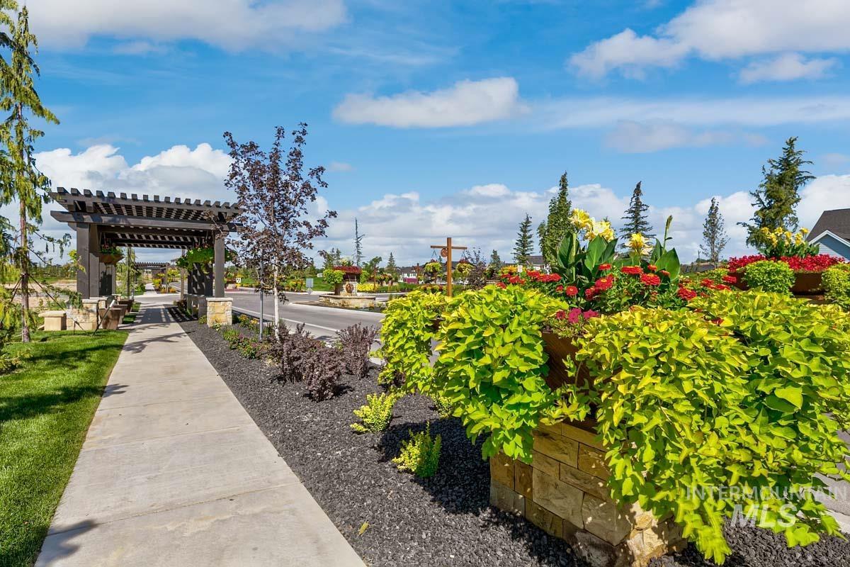 3204 N Harvest Moon Way Property Photo 32