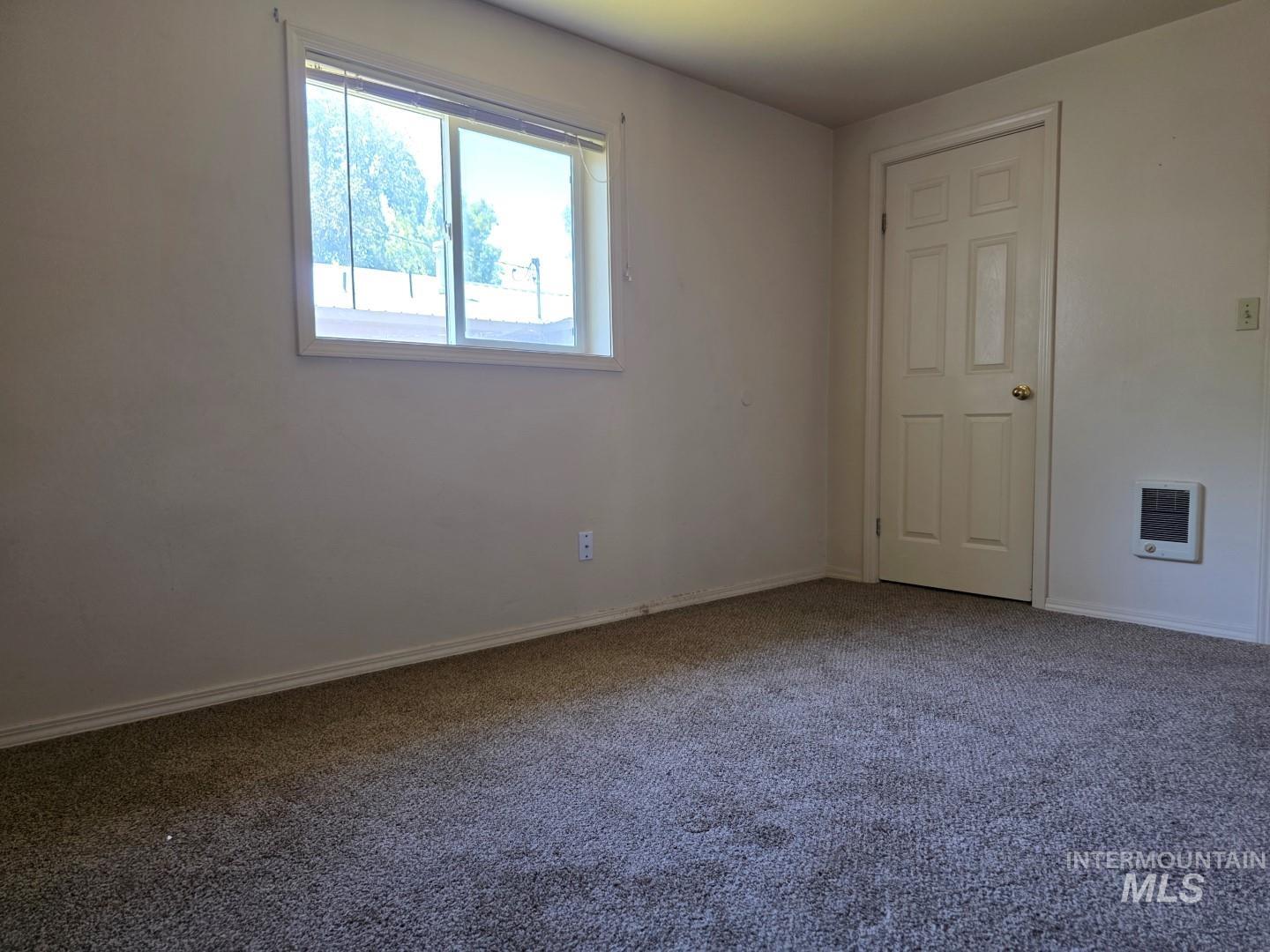 318 6th Street Property Photo 11