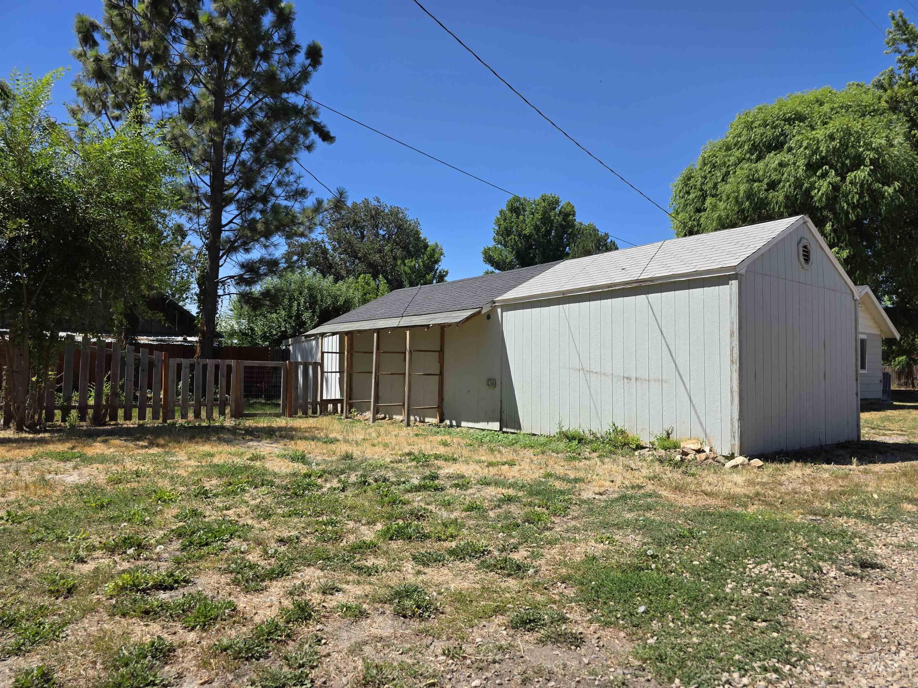 318 6th Street Property Photo 22