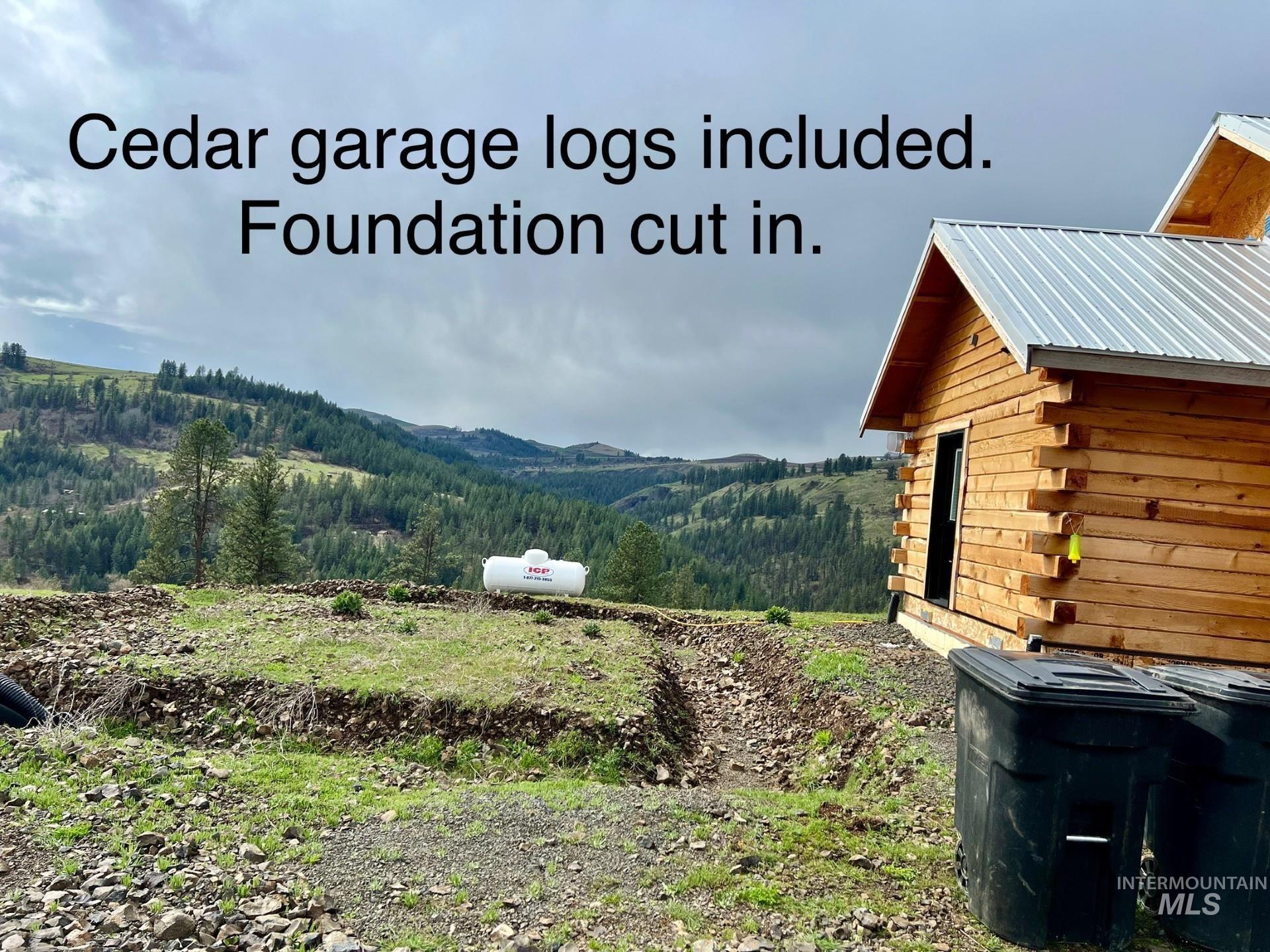 113 Sweetwater Dr Property Photo 5