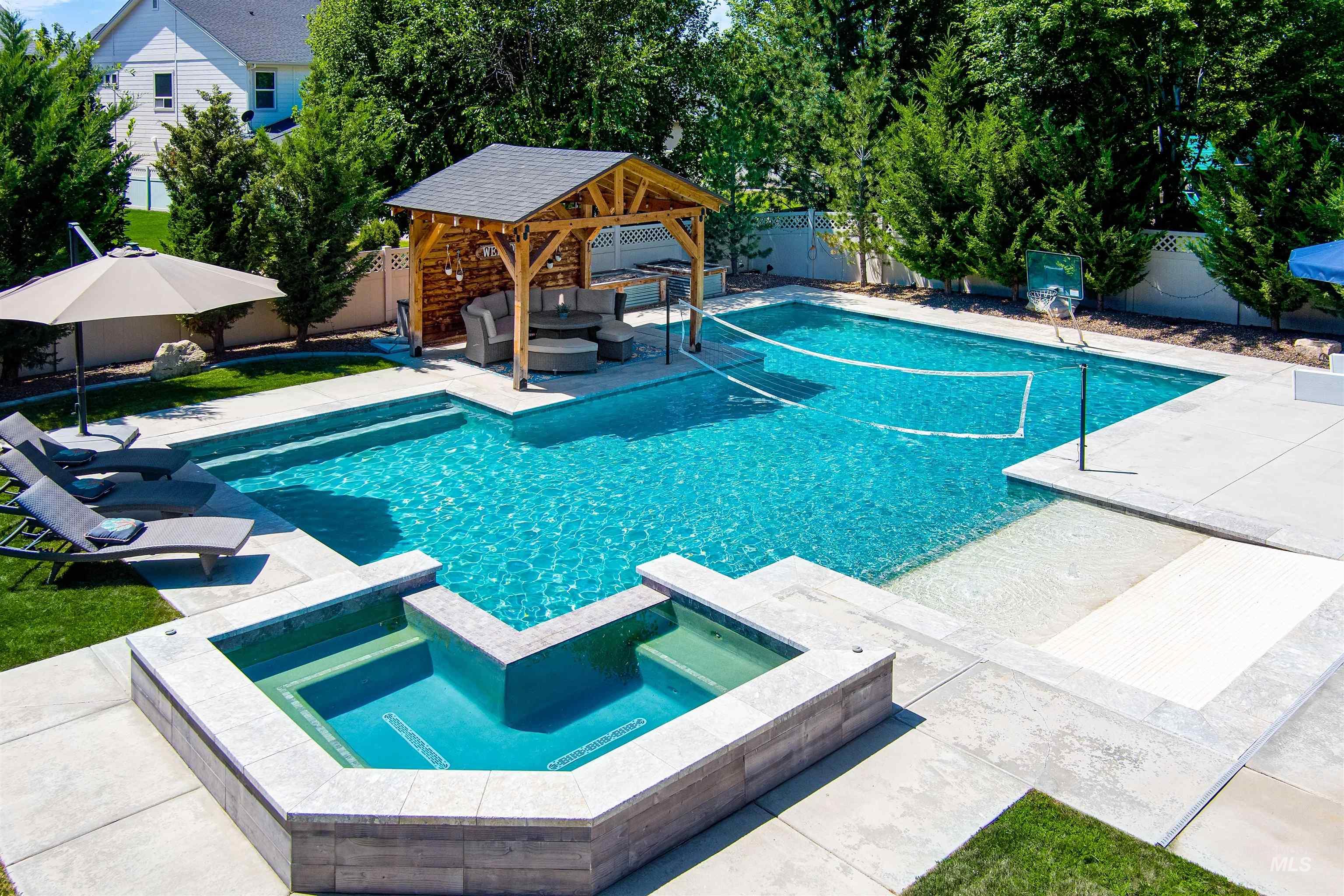2145 W Verona Dr