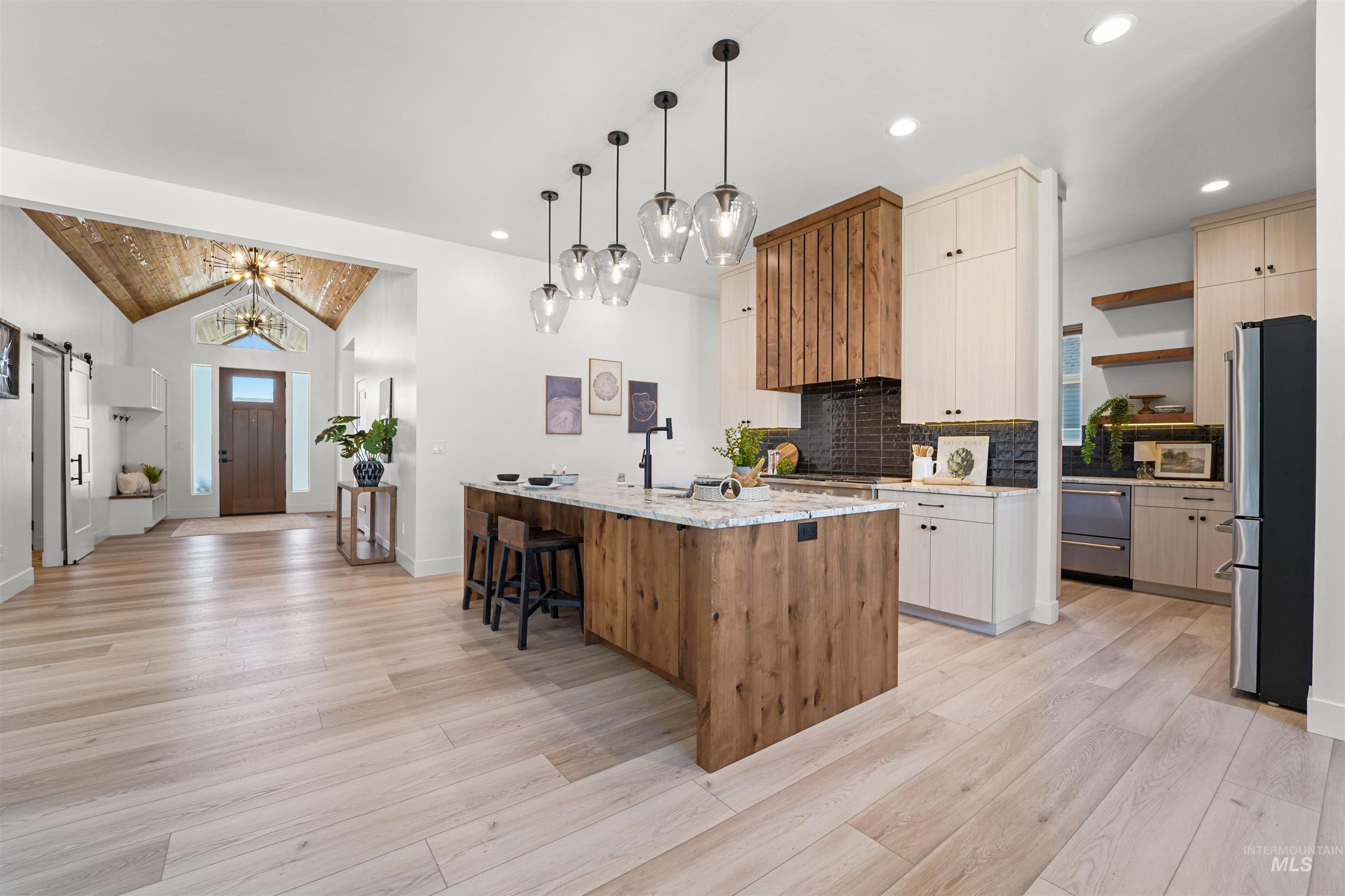 3157 Blue Moon Rd Property Photo 5