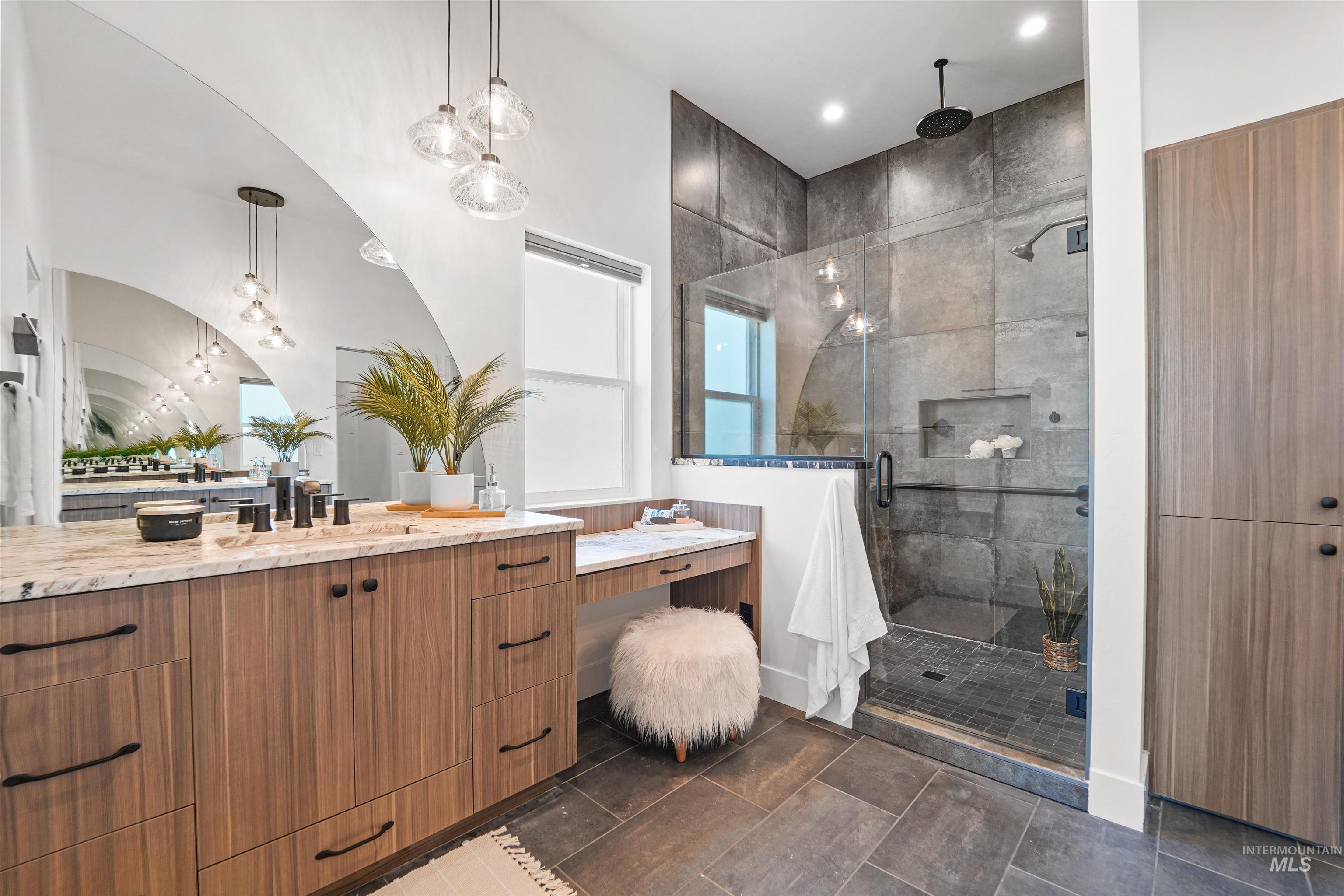 3157 Blue Moon Rd Property Photo 19