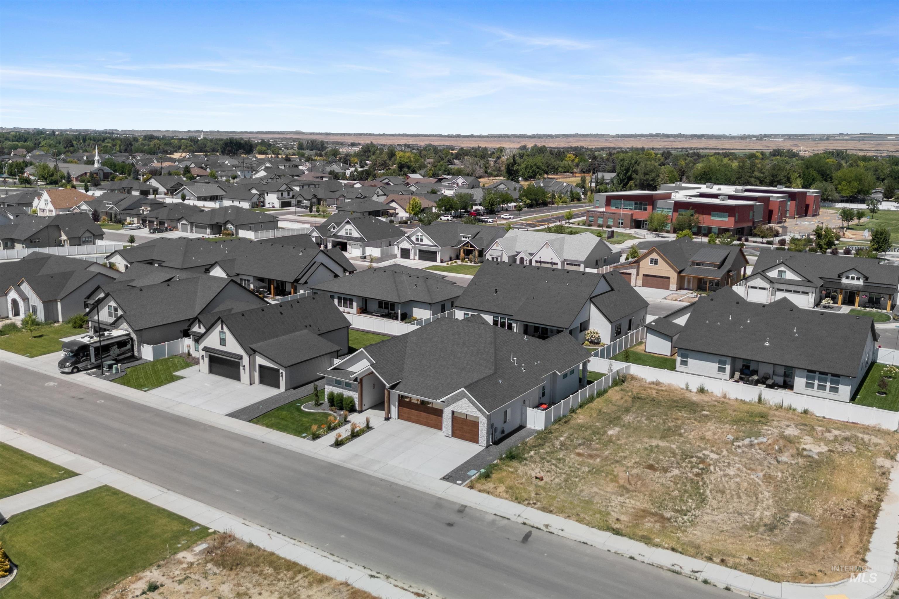 3157 Blue Moon Rd Property Photo 35