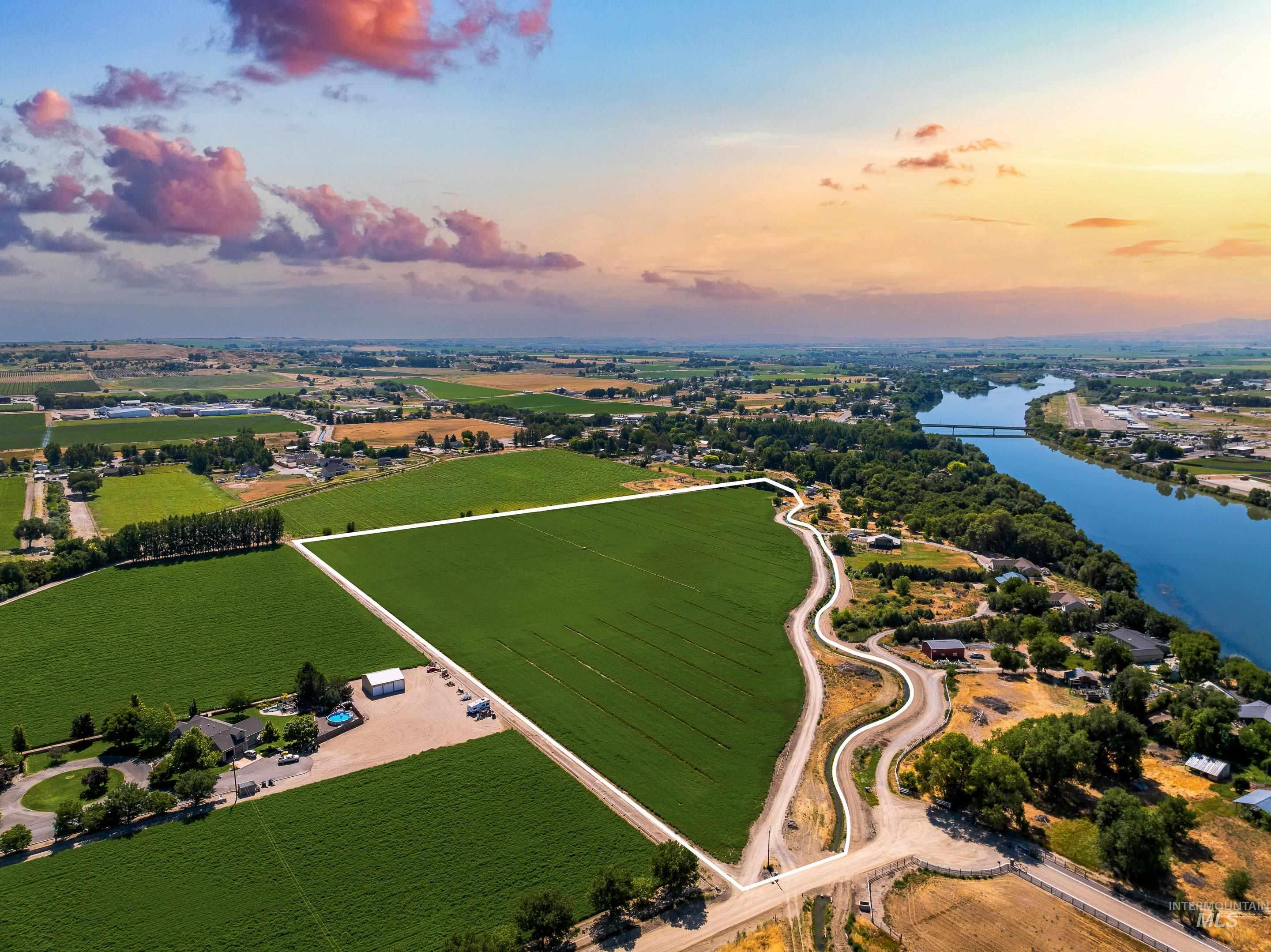 17700 Fargo Rd Property Photo 2