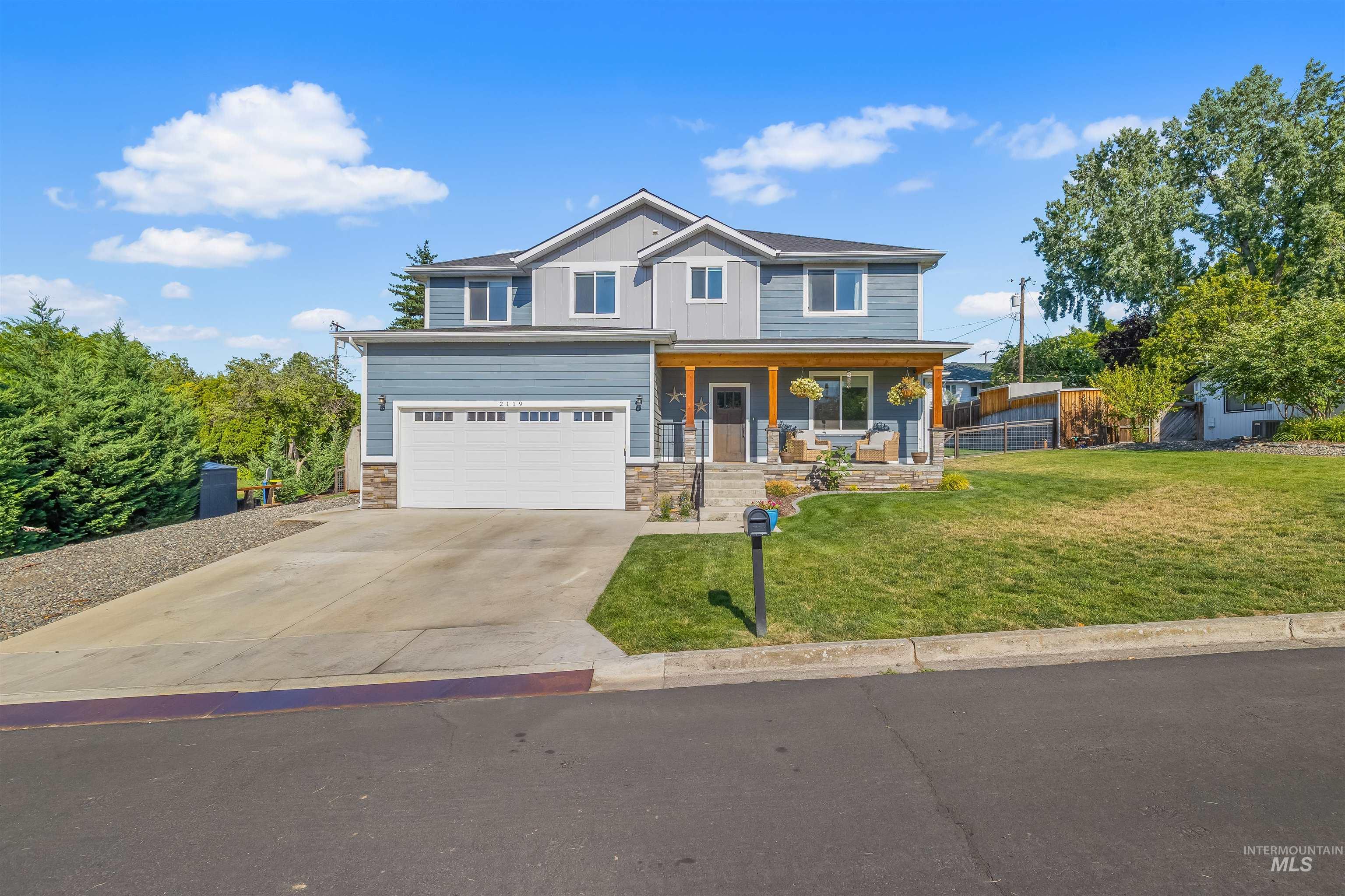 2119 13th Street Property Photo 1