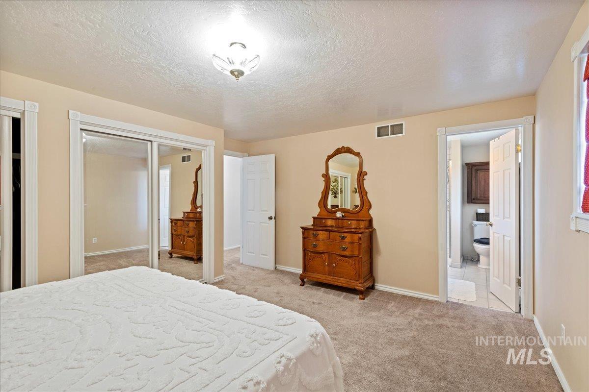 10210 W Hackamore Dr Property Photo 17