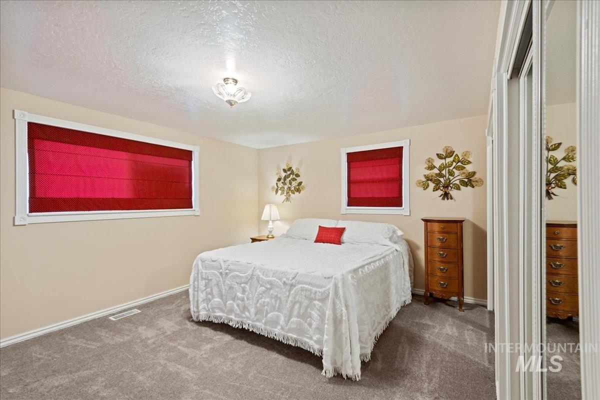 10210 W Hackamore Dr Property Photo 18