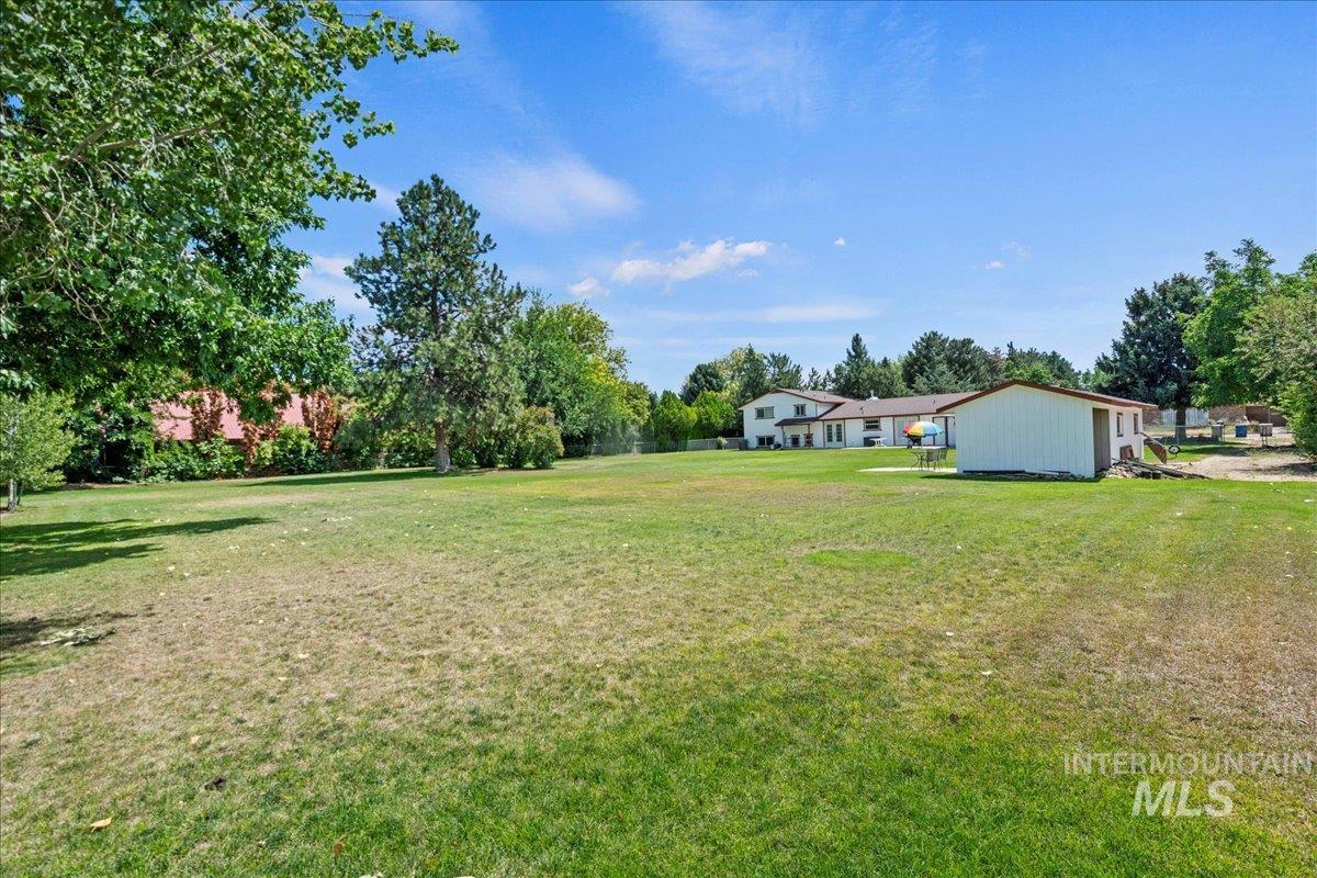 10210 W Hackamore Dr Property Photo 30