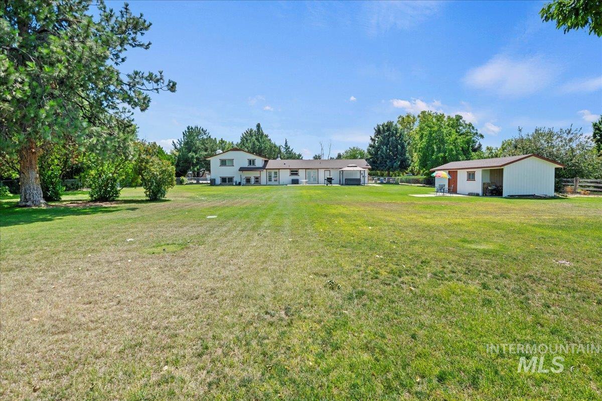 10210 W Hackamore Dr Property Photo 31