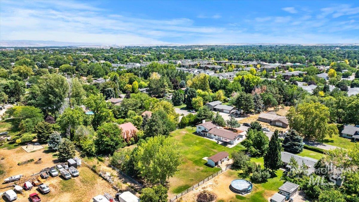 10210 W Hackamore Dr Property Photo 42