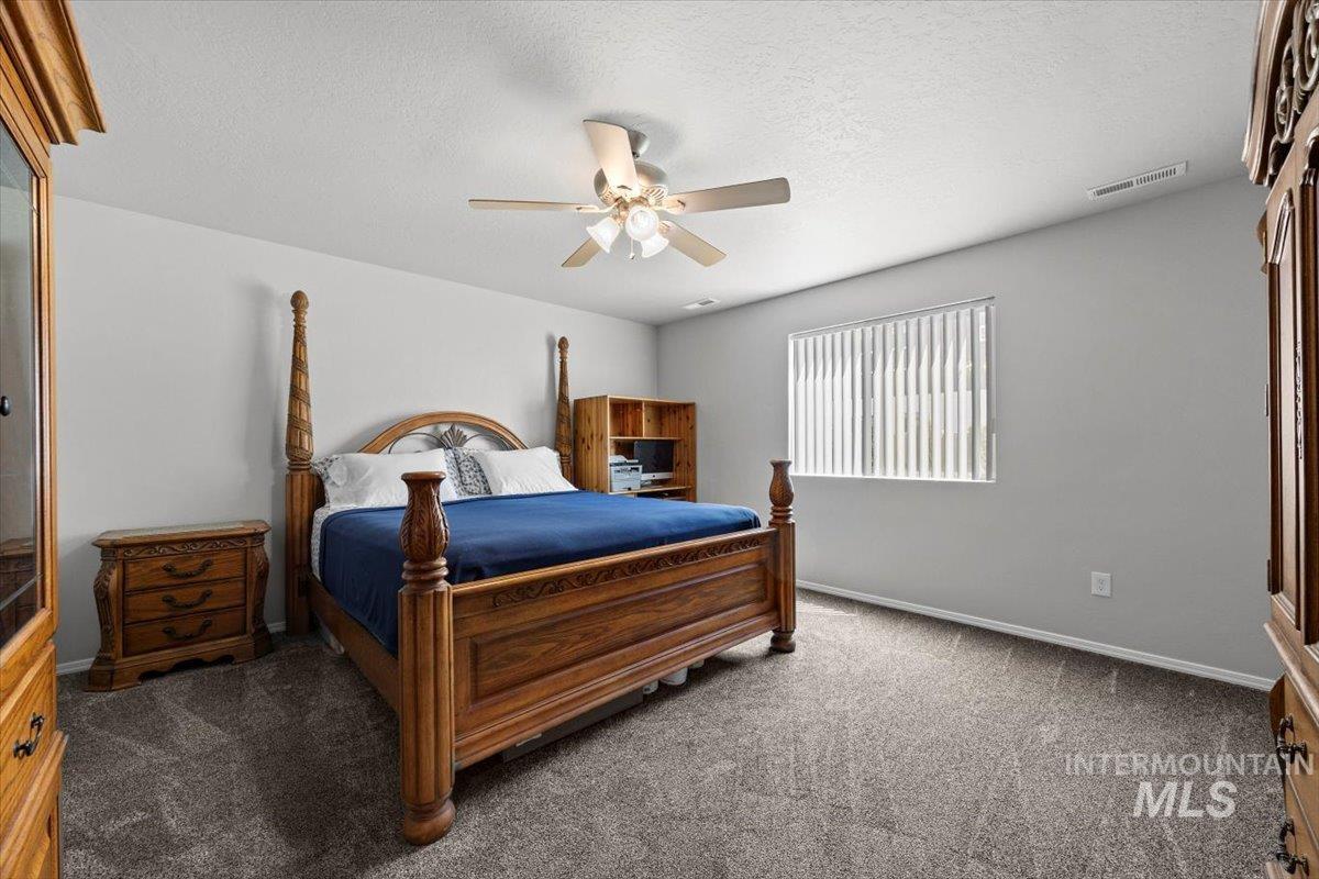 4914 Endicott Dr Property Photo 13