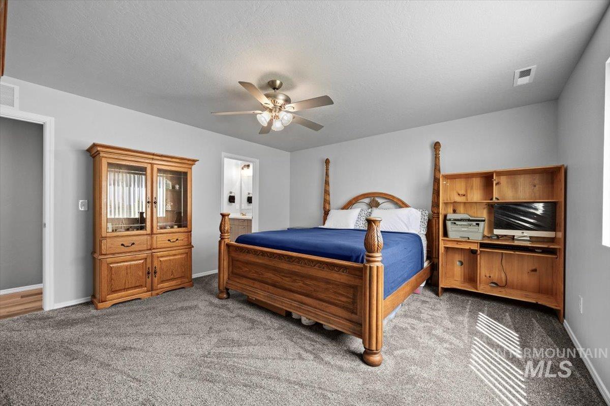 4914 Endicott Dr Property Photo 14