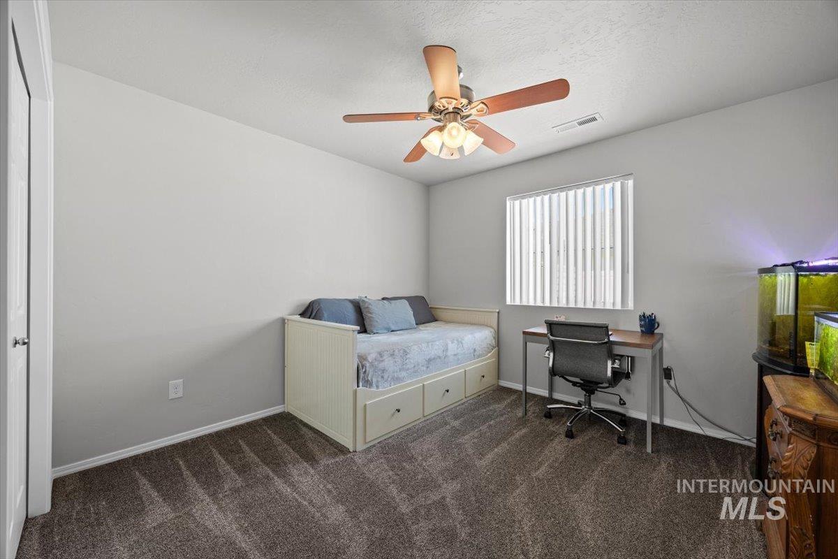 4914 Endicott Dr Property Photo 24