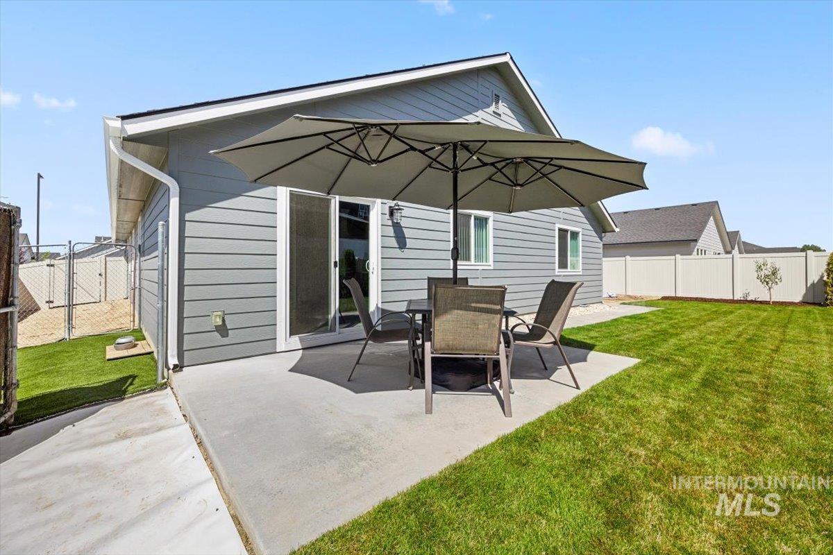 4914 Endicott Dr Property Photo 26