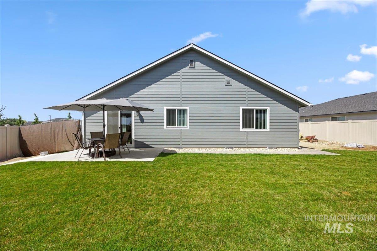 4914 Endicott Dr Property Photo 28