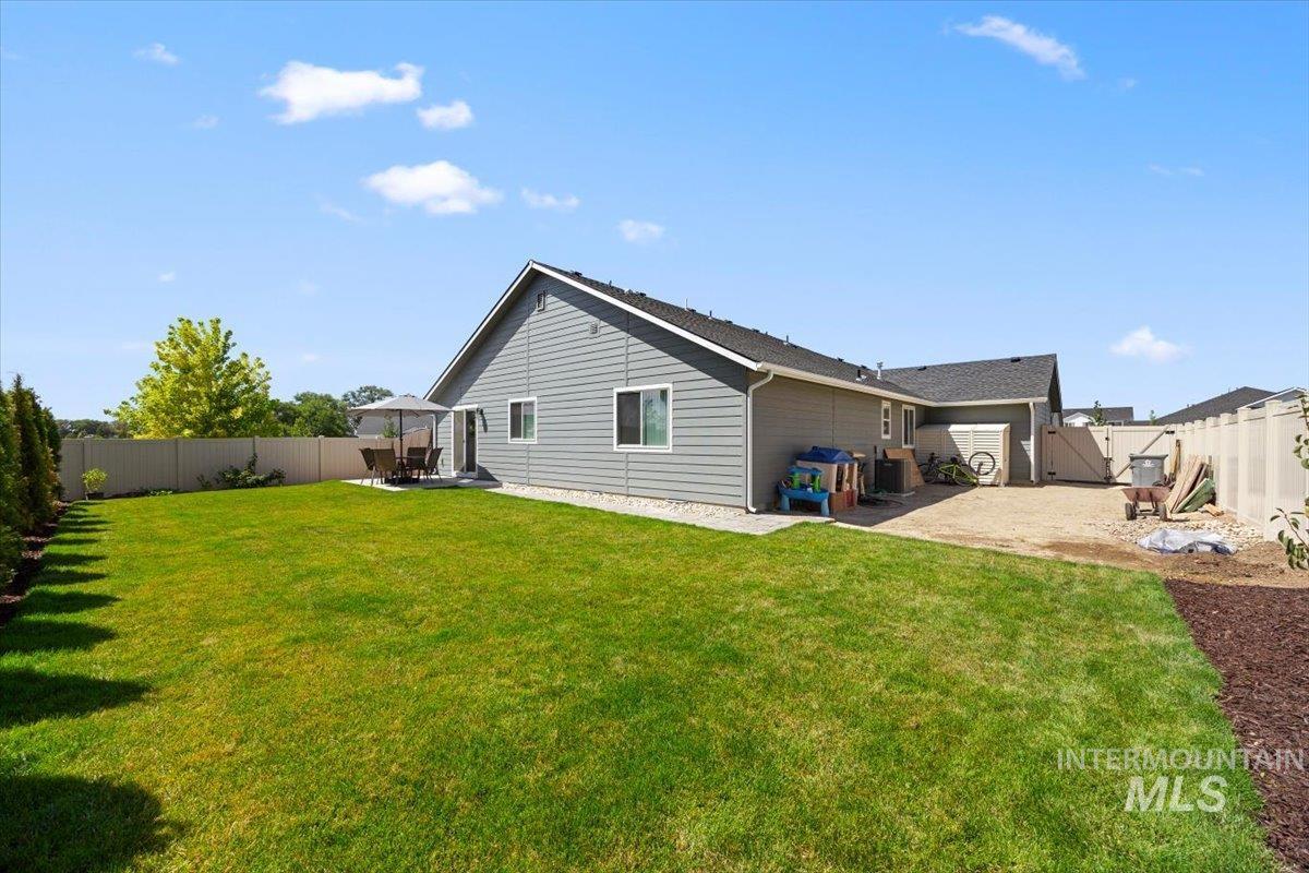 4914 Endicott Dr Property Photo 29