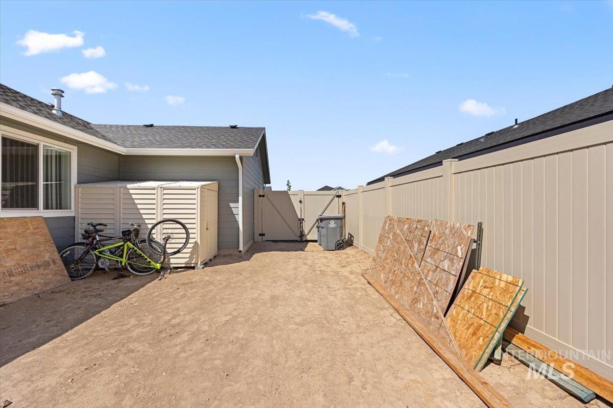 4914 Endicott Dr Property Photo 30