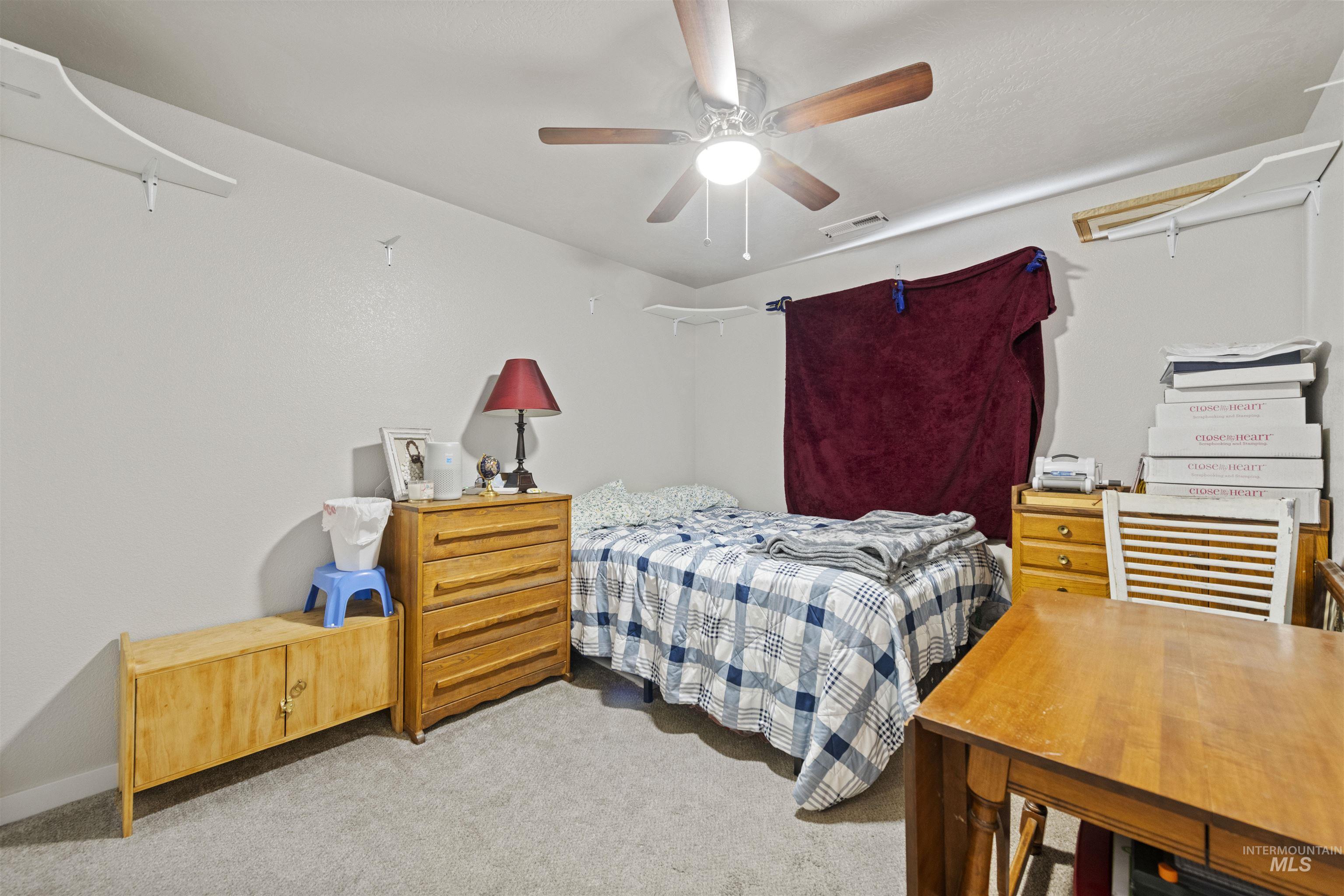 842 N Center Way Property Photo 17