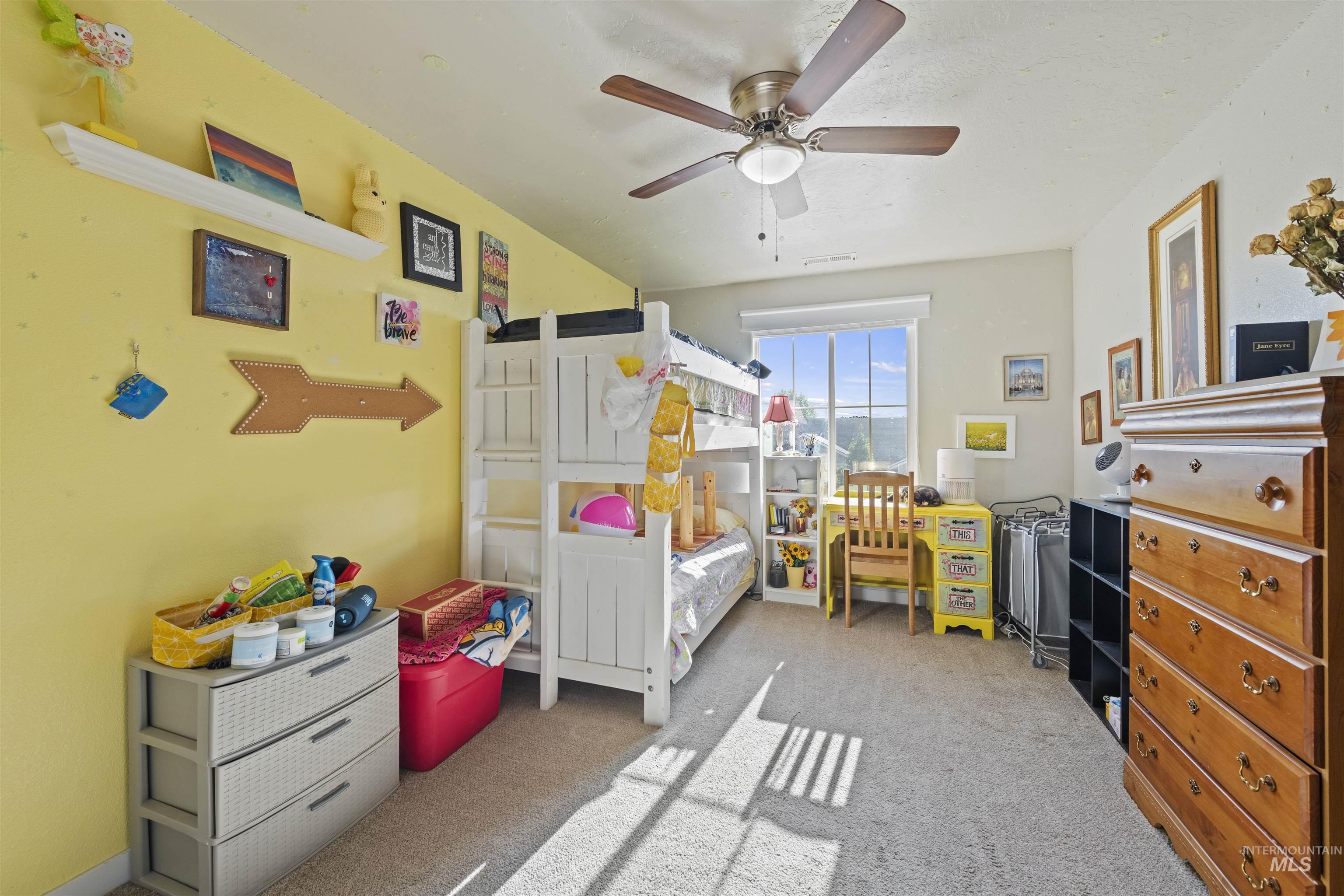 842 N Center Way Property Photo 18